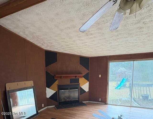 100545423 | Photo 15