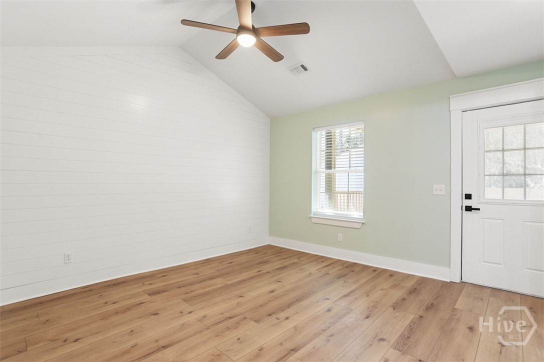 27 Pine Drive