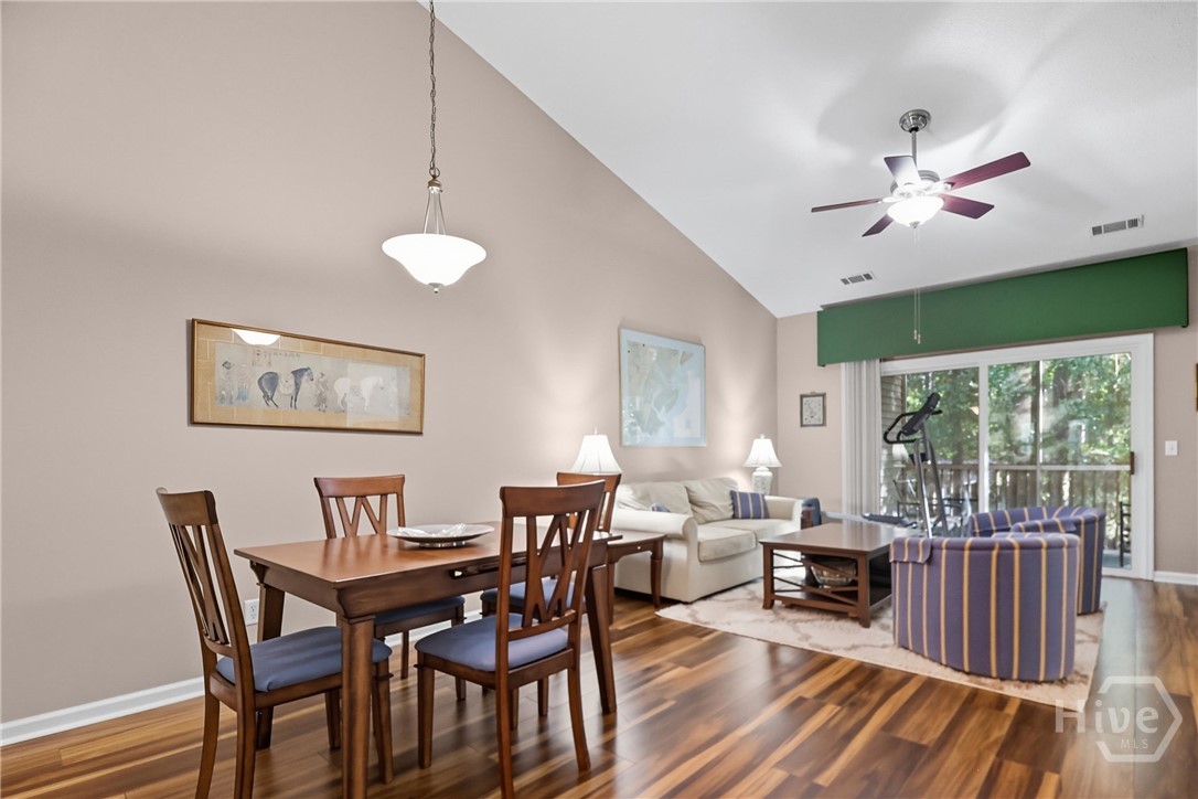 11 River Trace Court