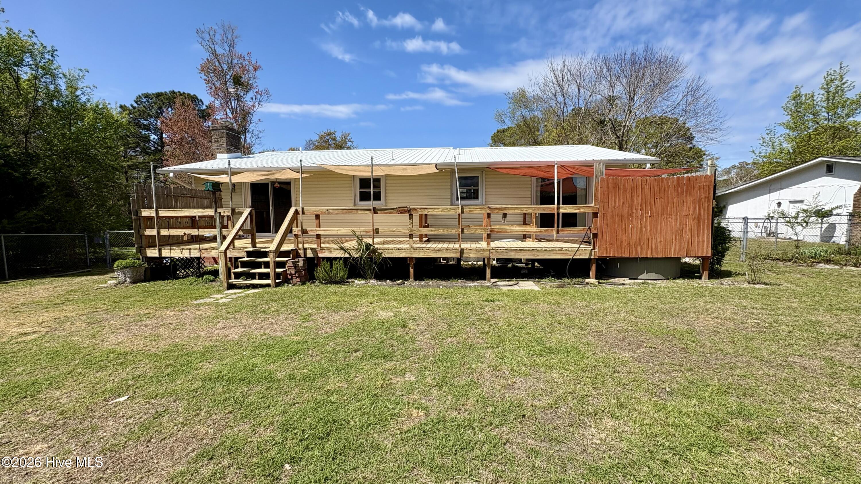 100562098 | Photo 17