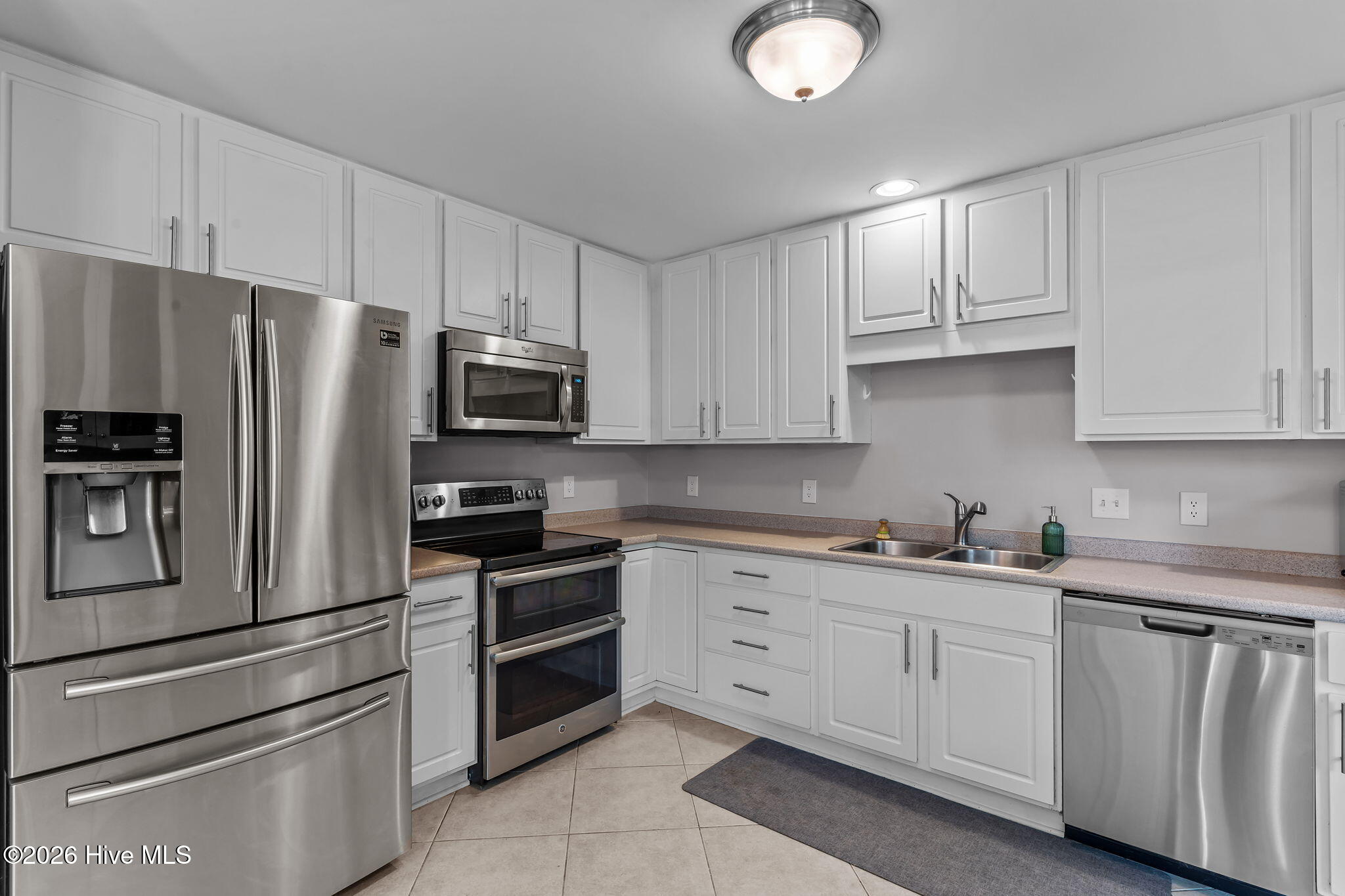 100556757 | Photo 15