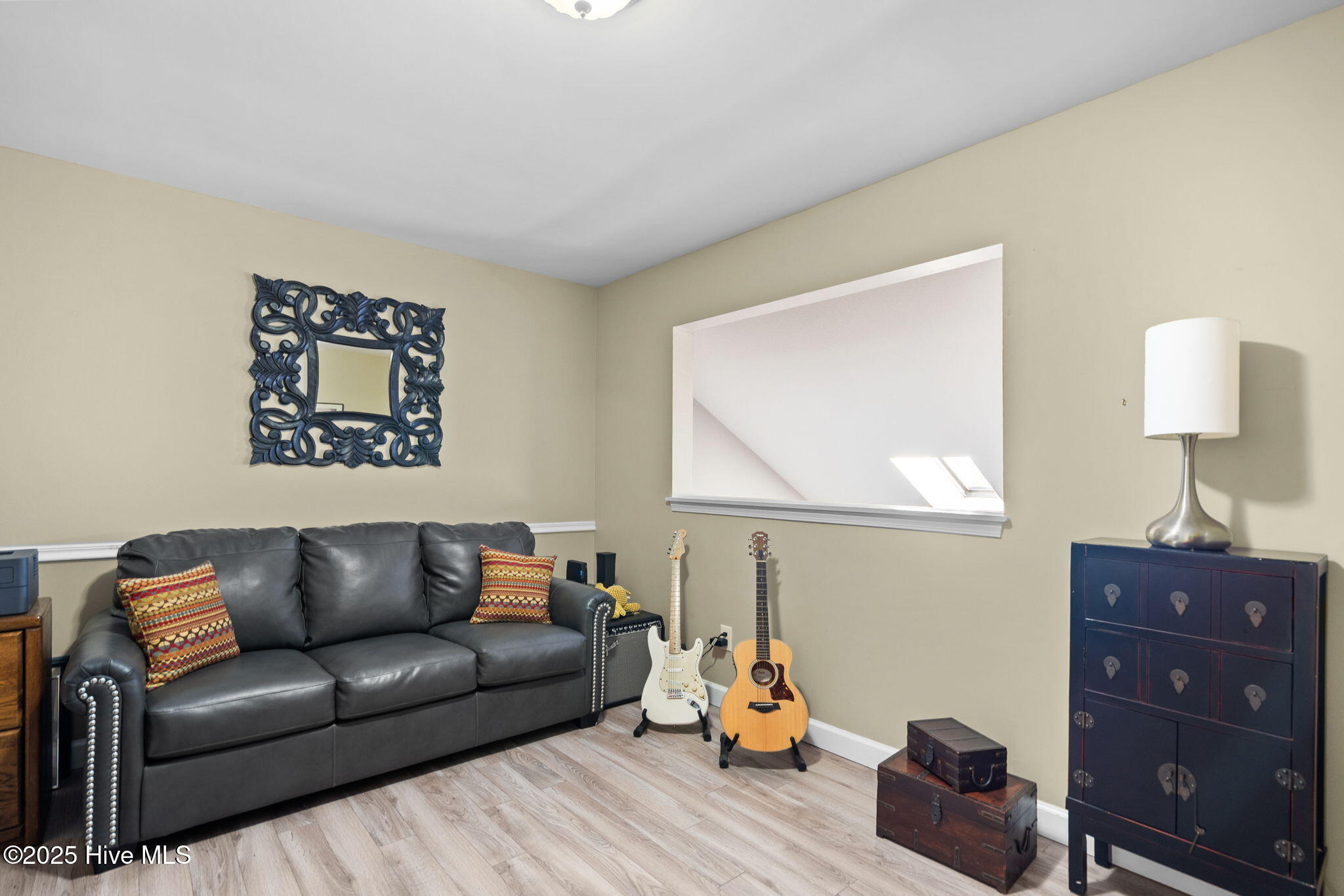 100546041 | Photo 28