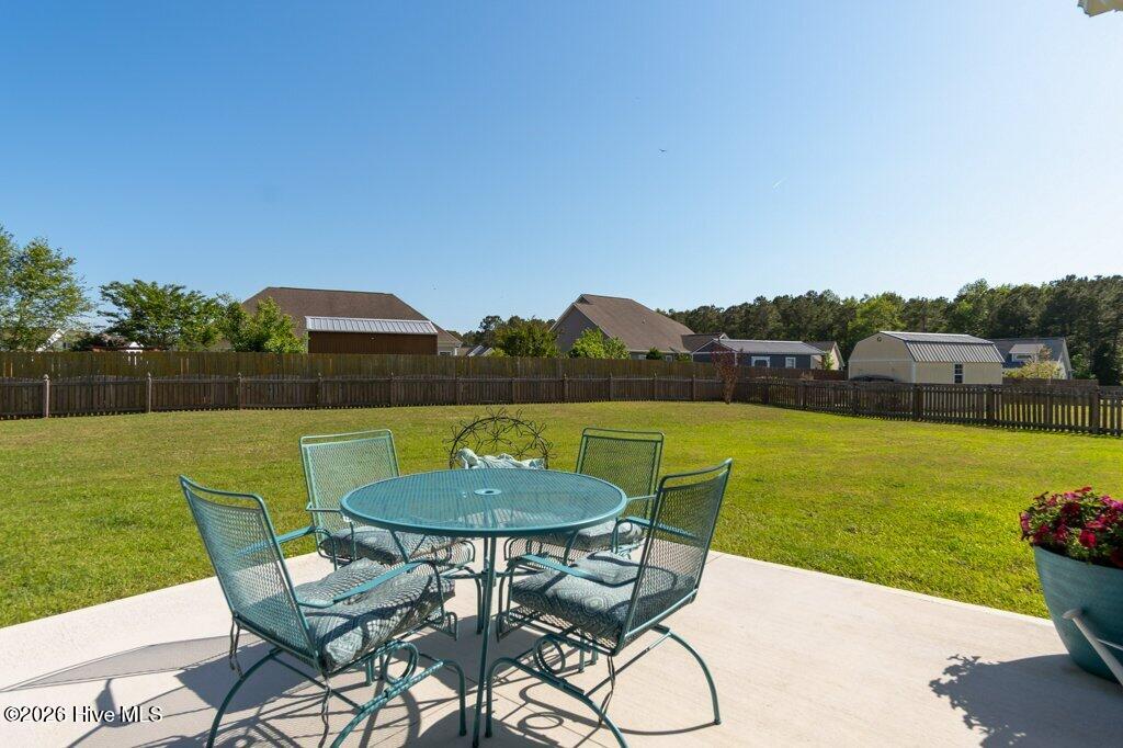 100569625 | Photo 42