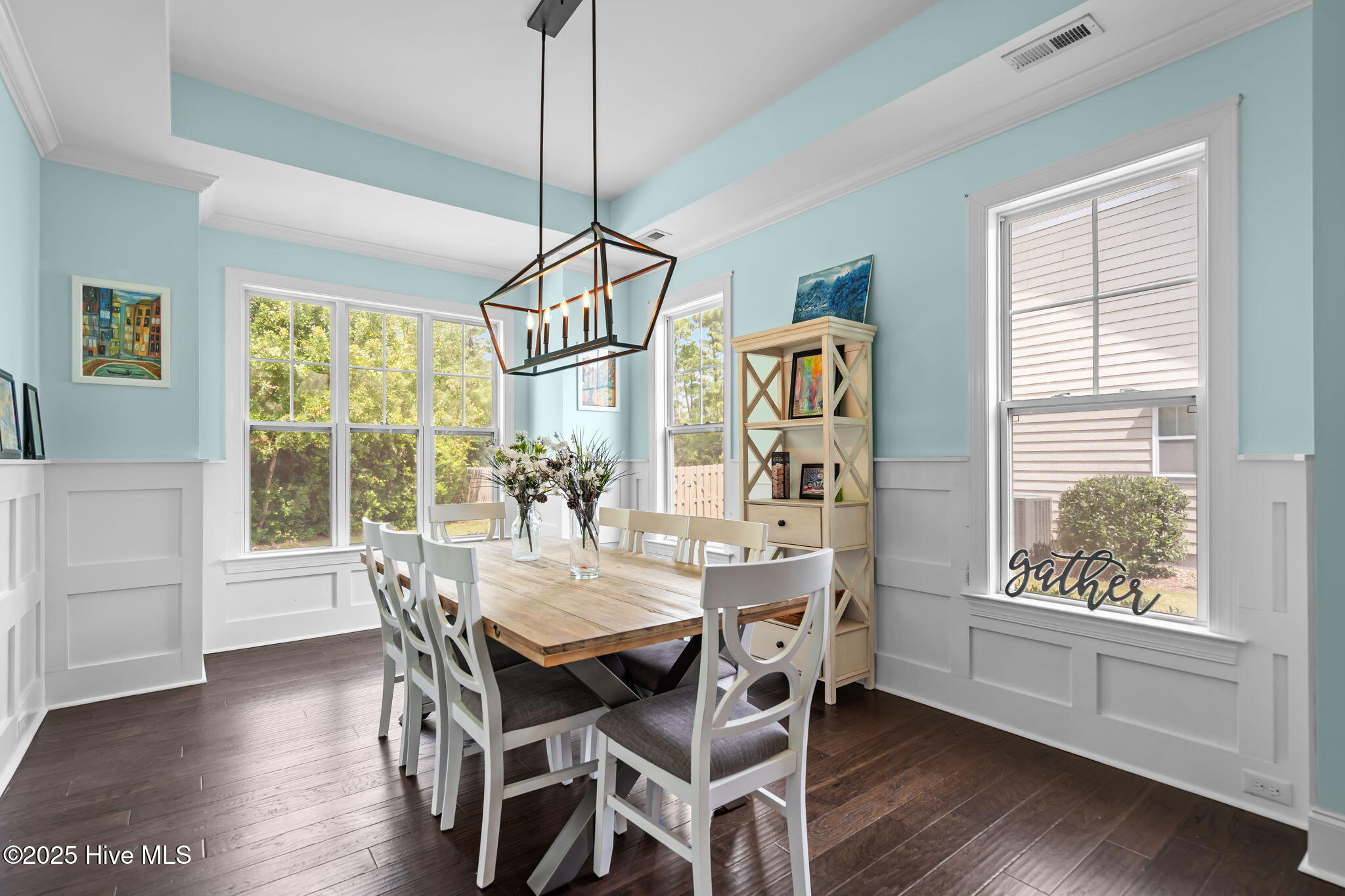 100525866 | Photo 18