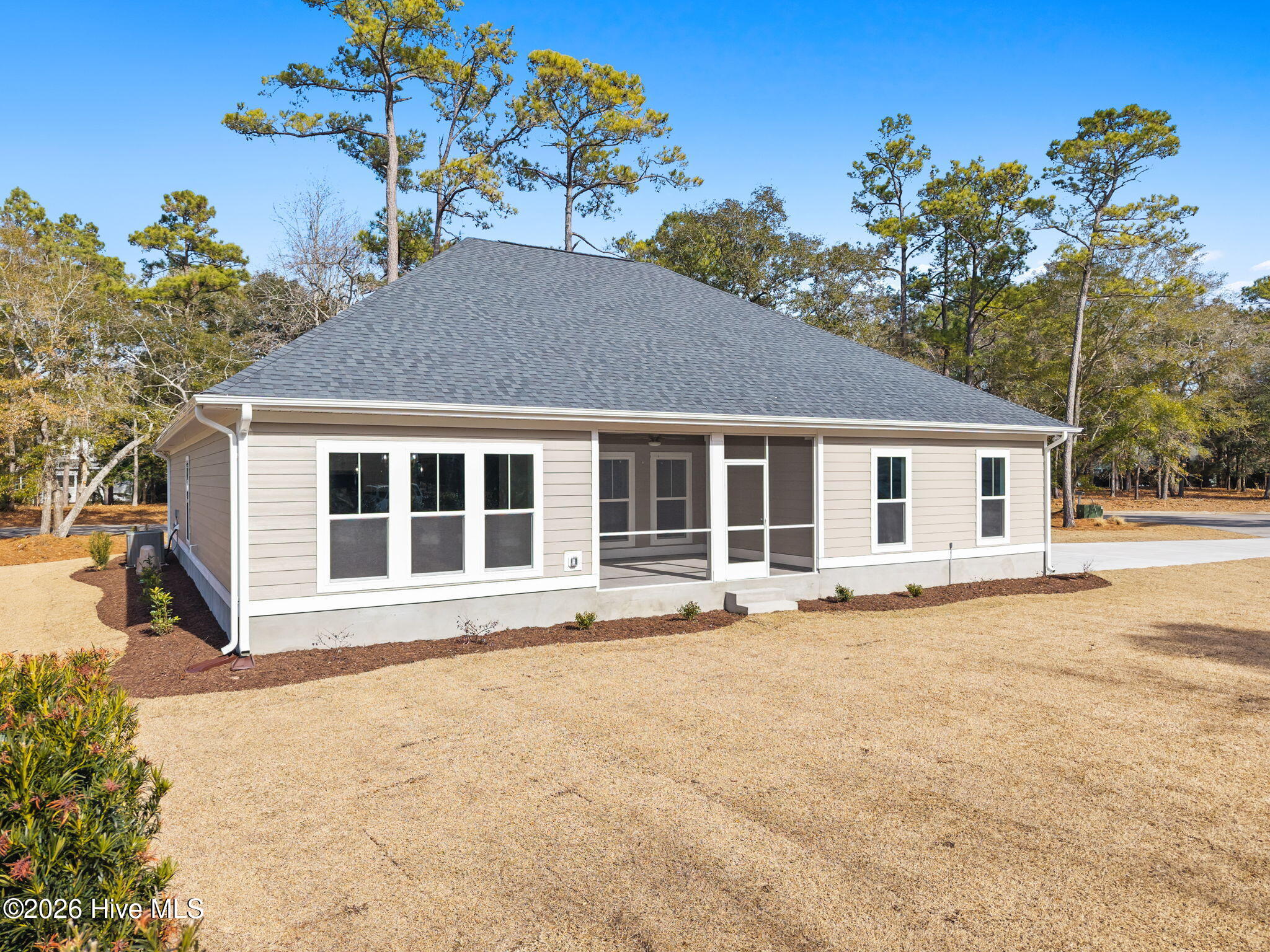 100537580 | Photo 36