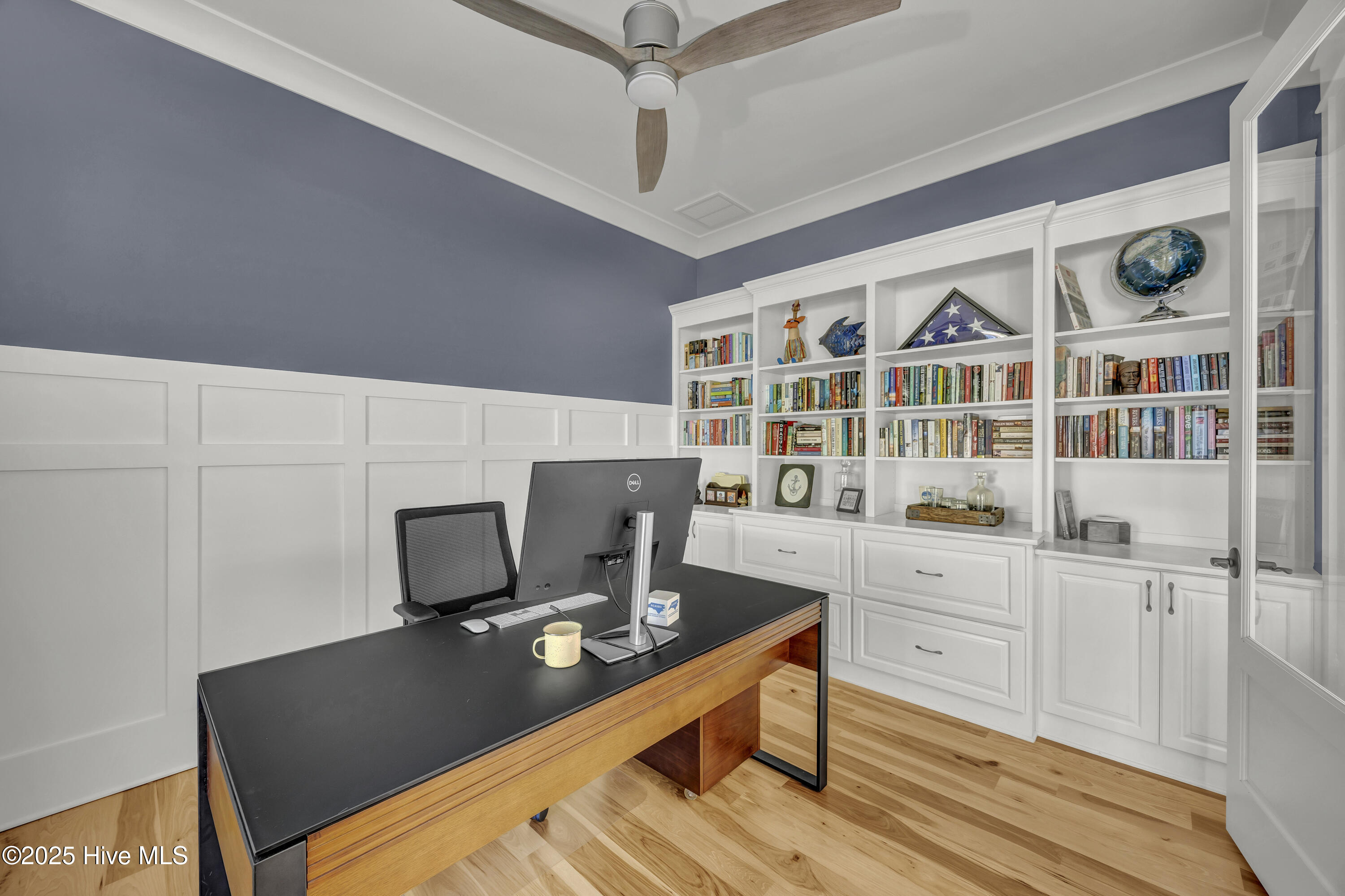 100543149 | Photo 10