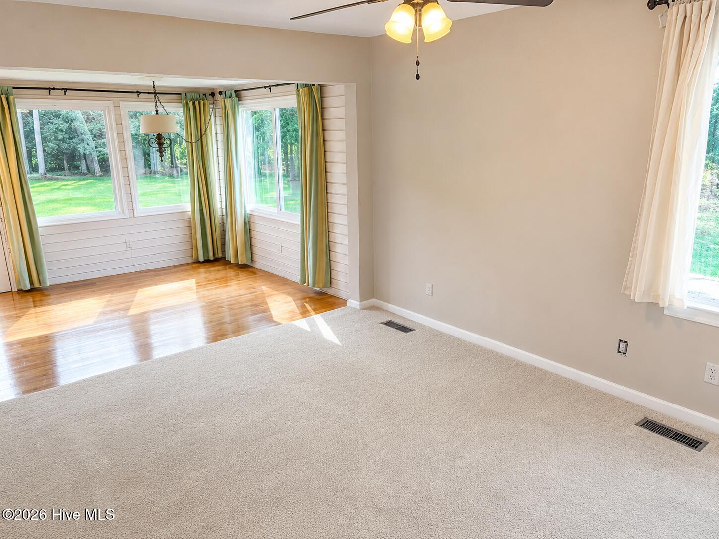 4501 W Fairway Drive,Trent Woods