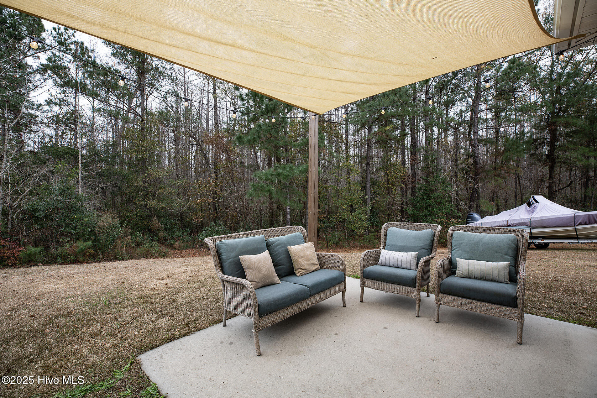 100546860 | Photo 44