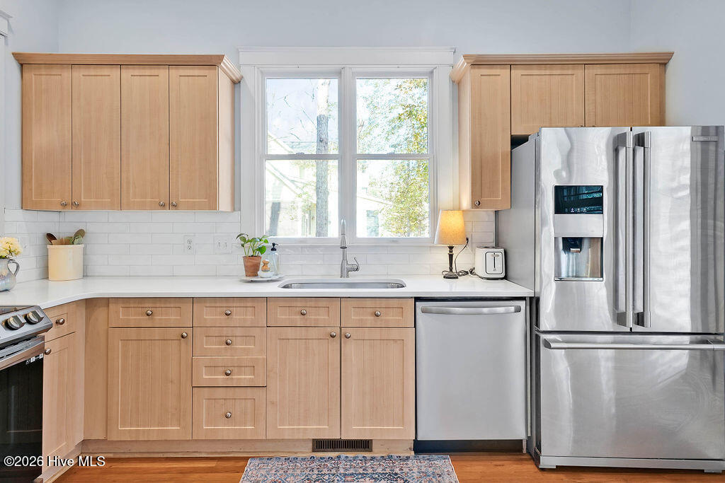 100559754 | Photo 12