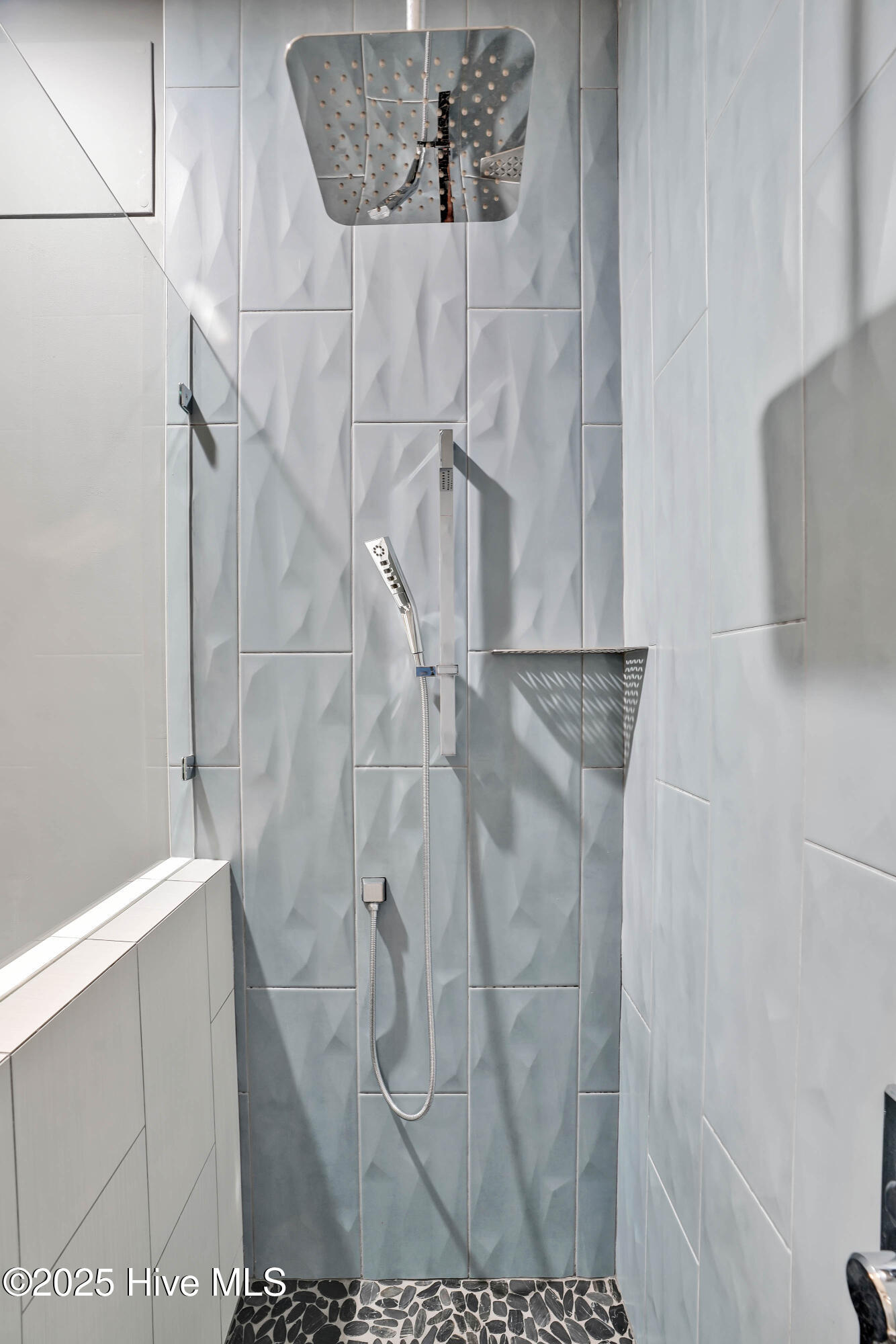 100546123 | Photo 27