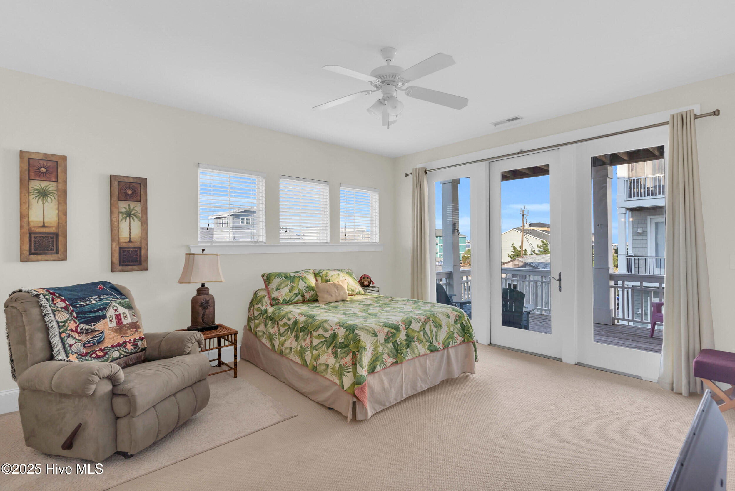 100530363 | Photo 21