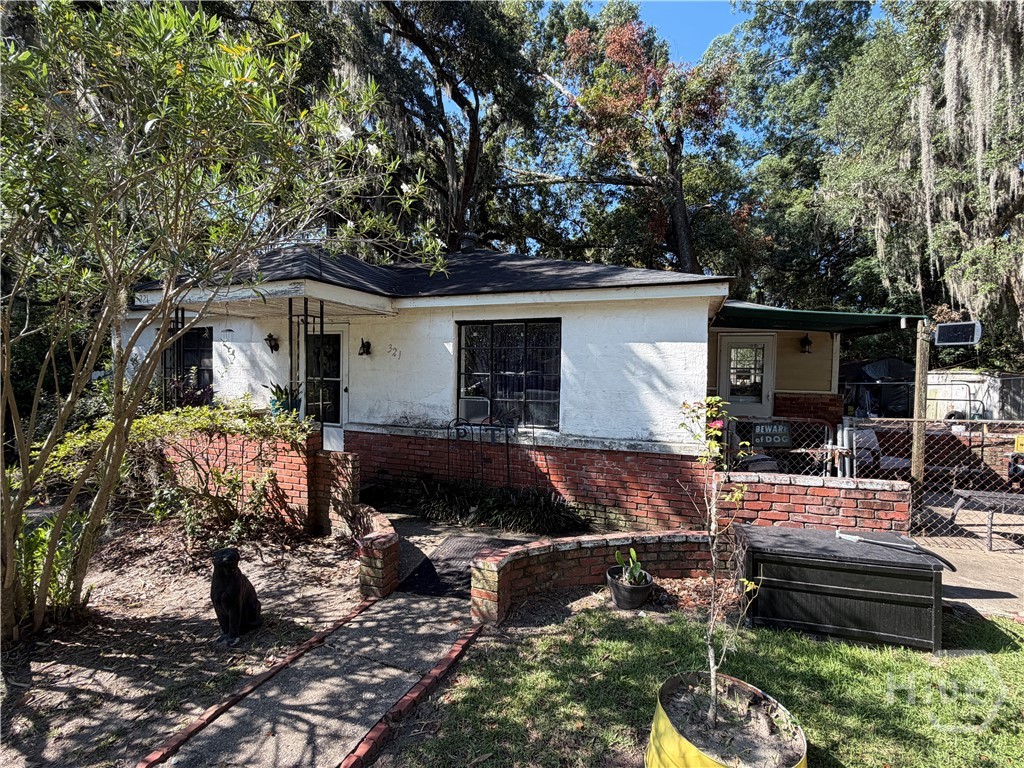 Homes for sale in Savannah, GA | 321 Dennis St, Savannah, GA 31406 | MLS# SA359968