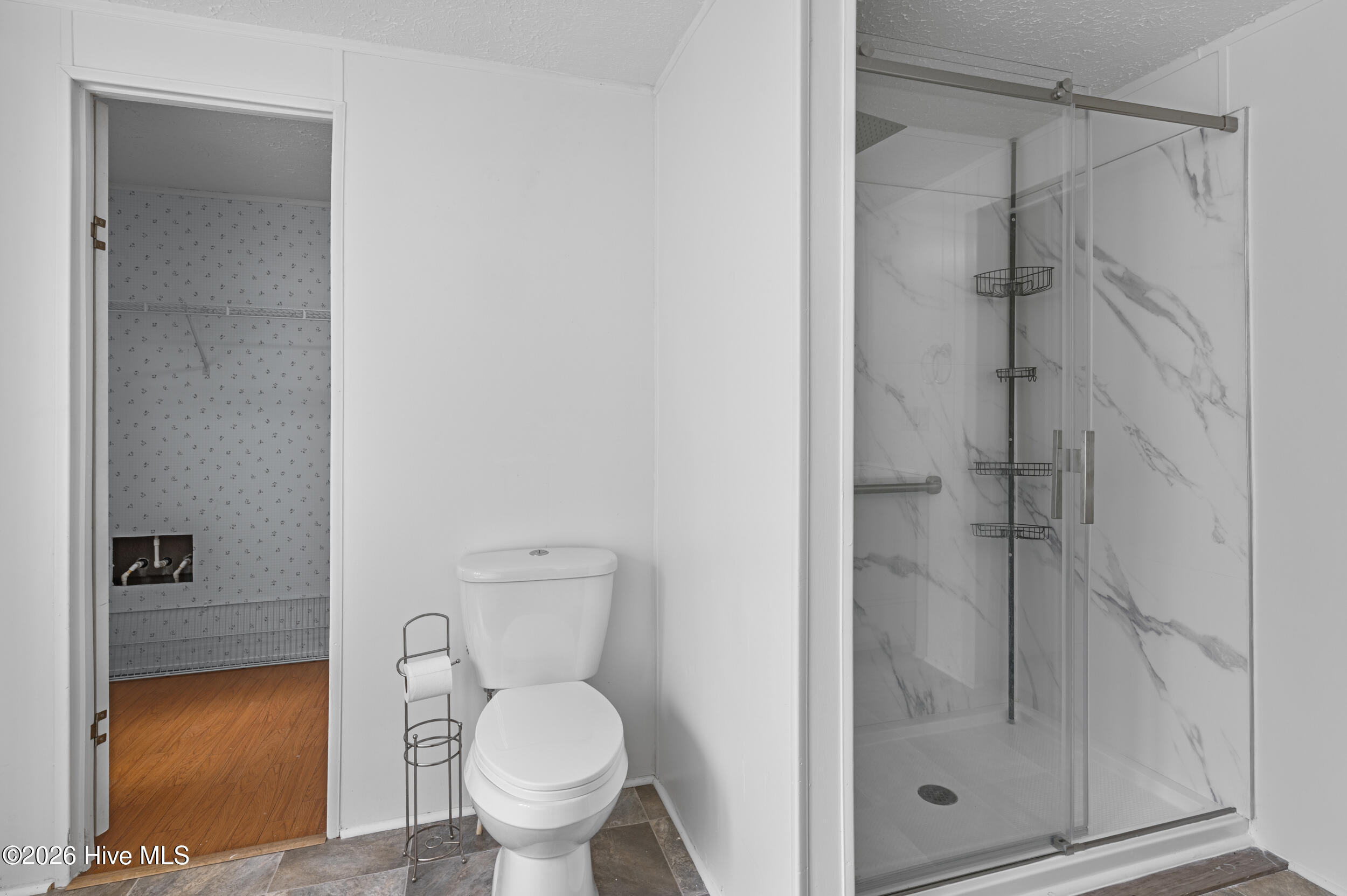 100568430 | Photo 29