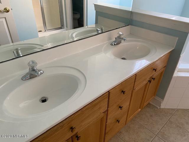 100532309 | Photo 16