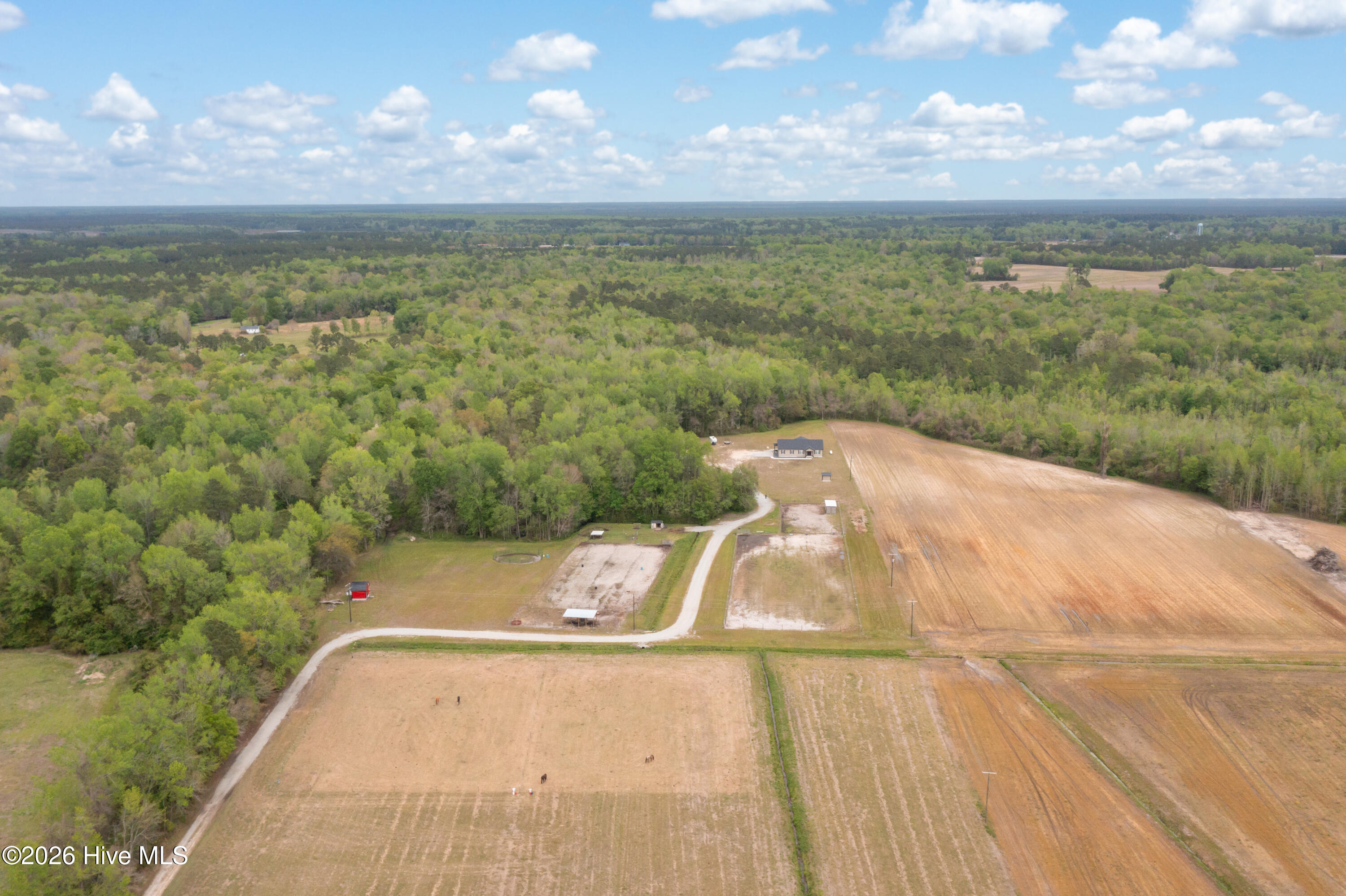 1560 White Oak River Road,Maysville