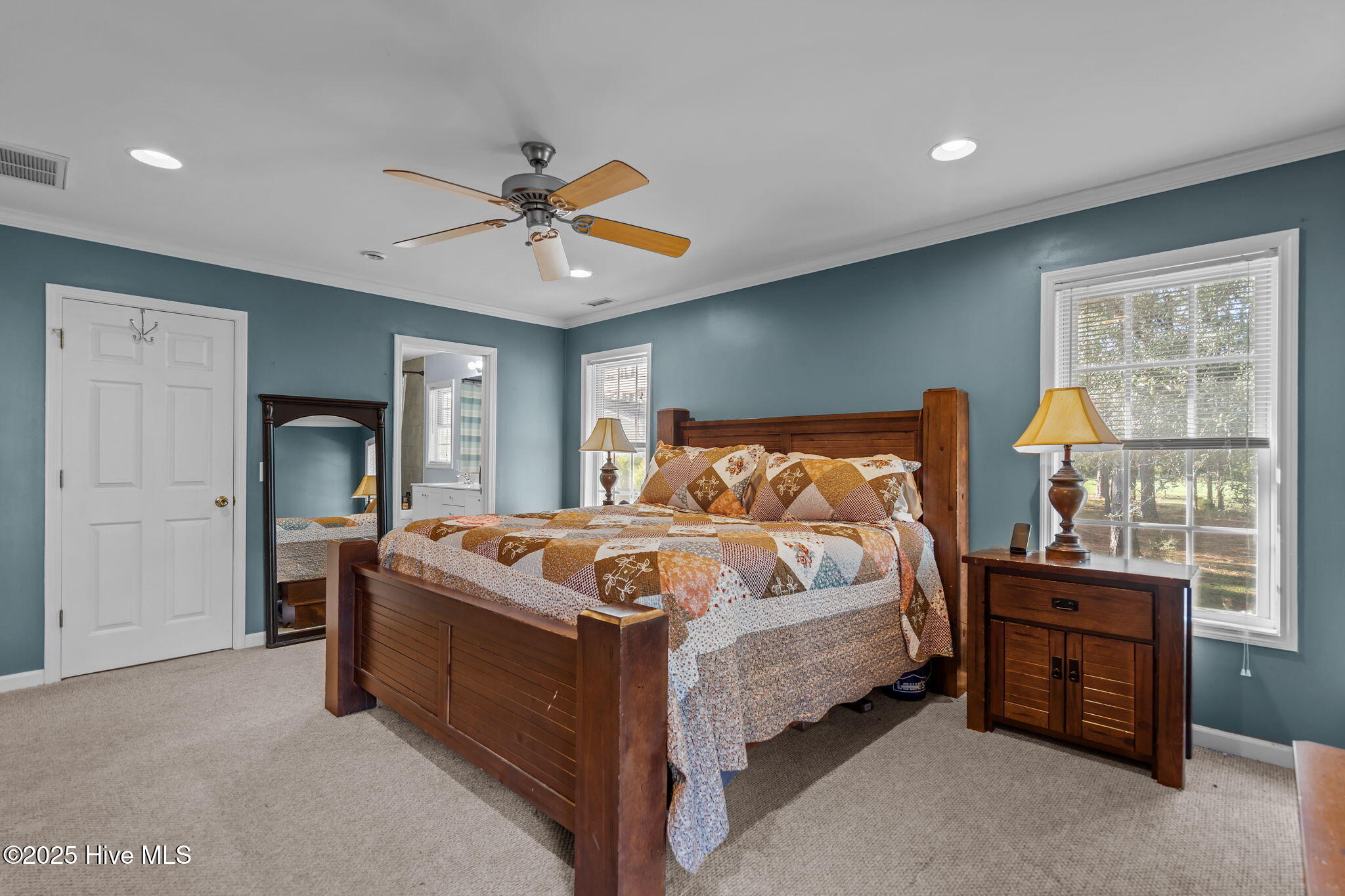 100536417 | Photo 21