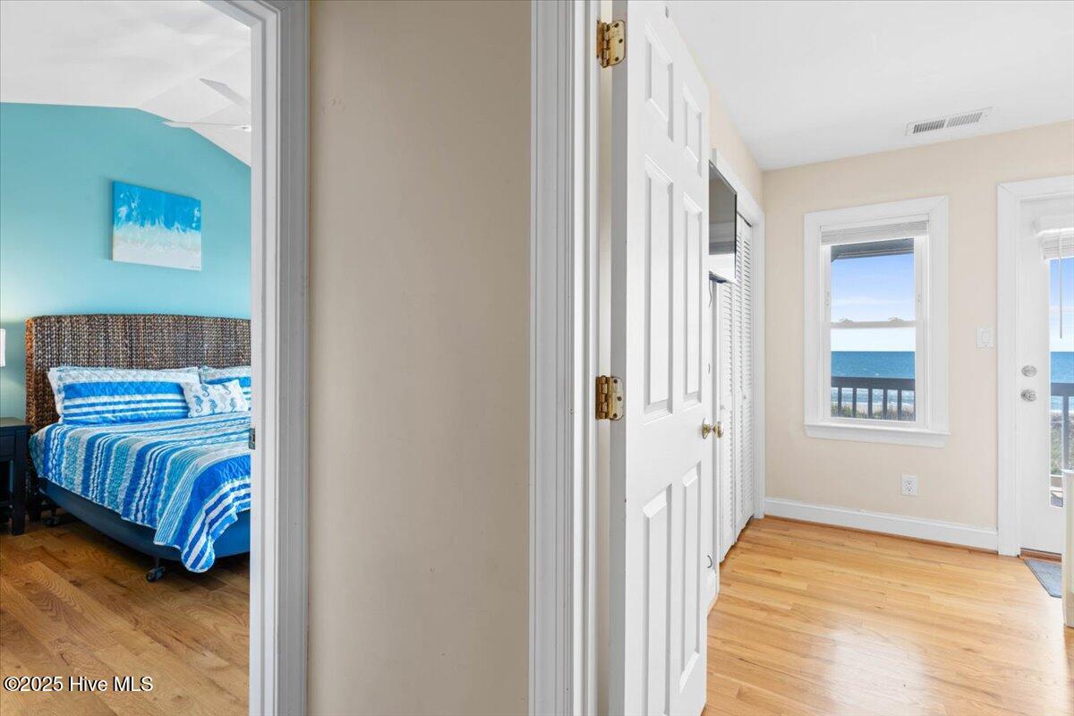 100513648 | Photo 31