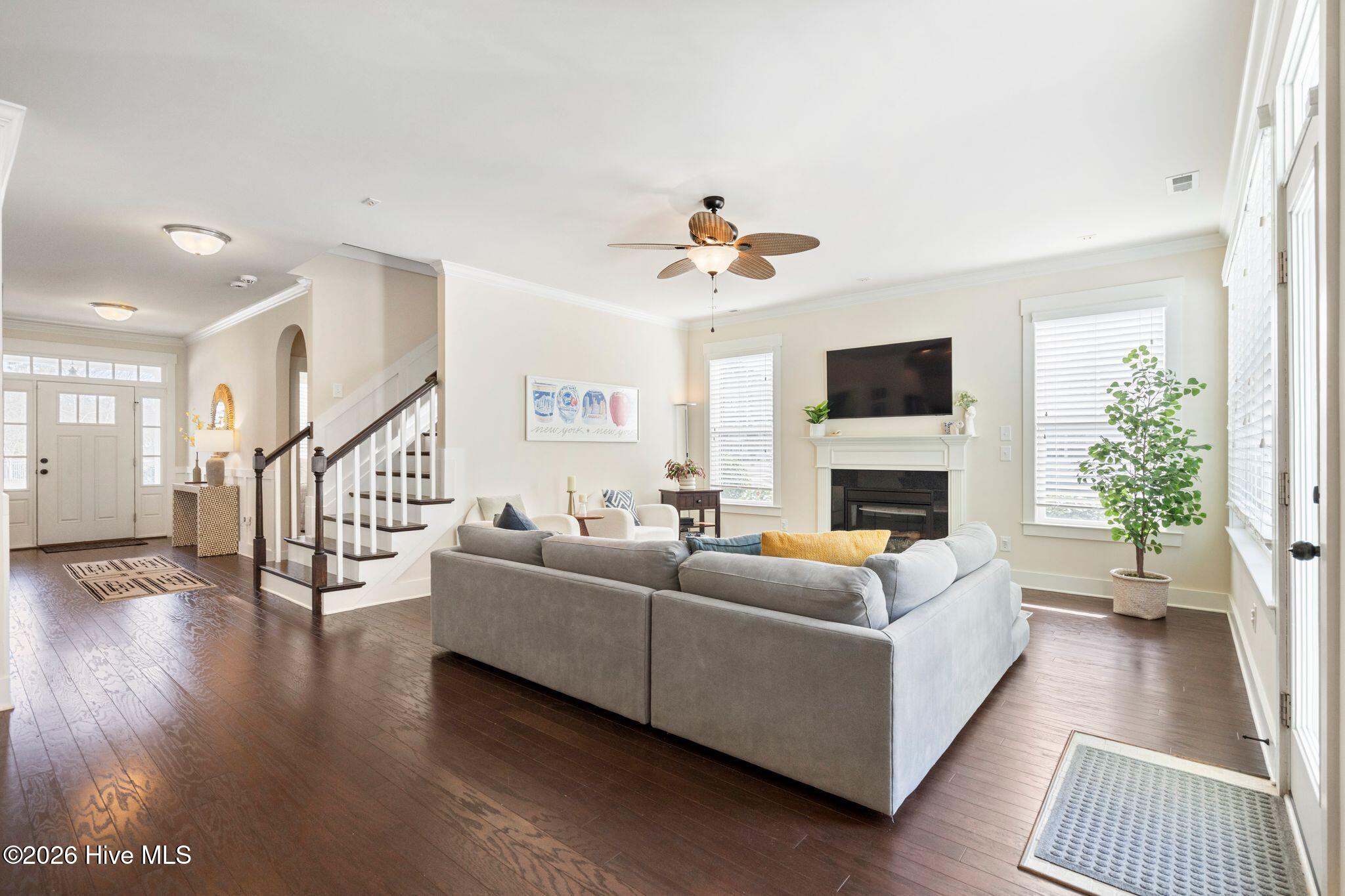 100558844 | Photo 17