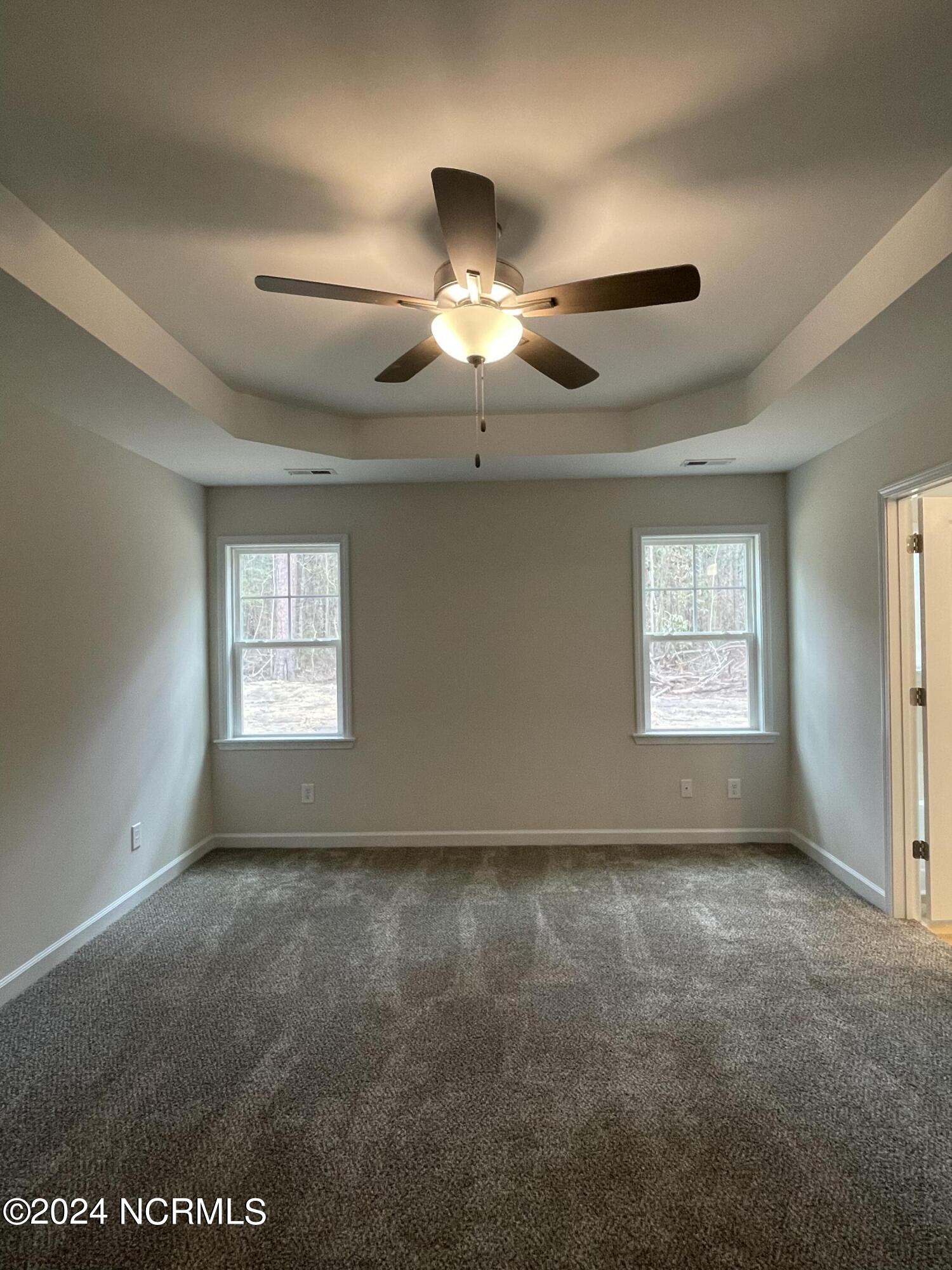 100557021 | Photo 13