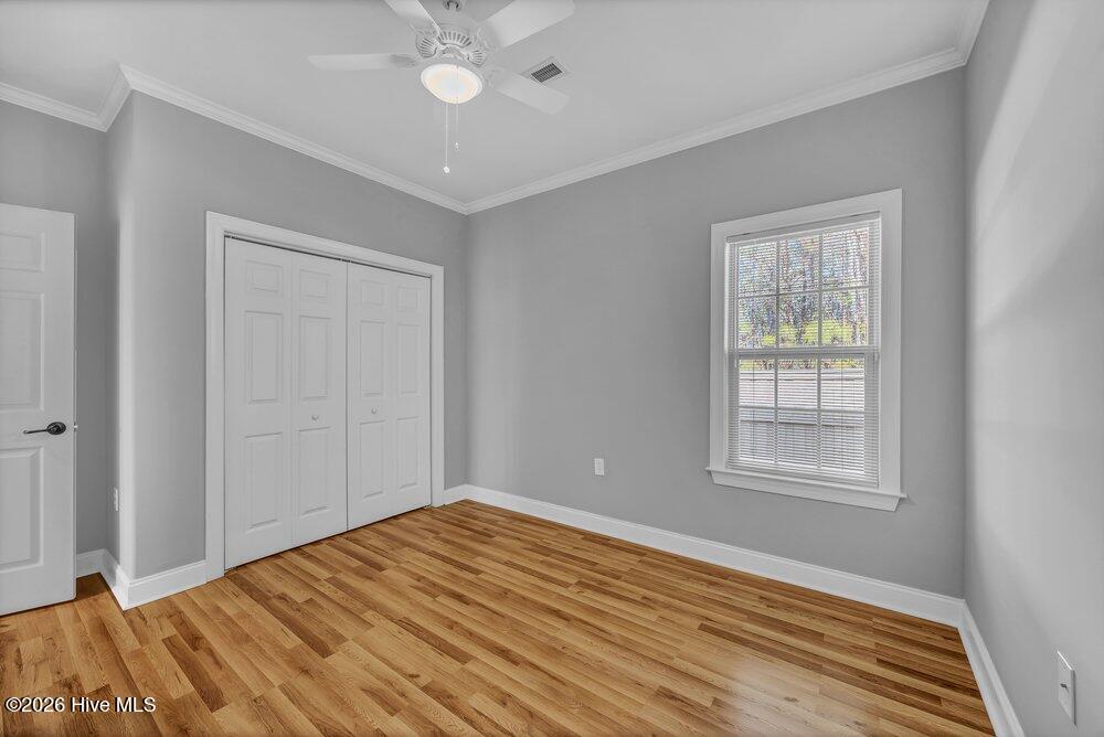 100552170 | Photo 15