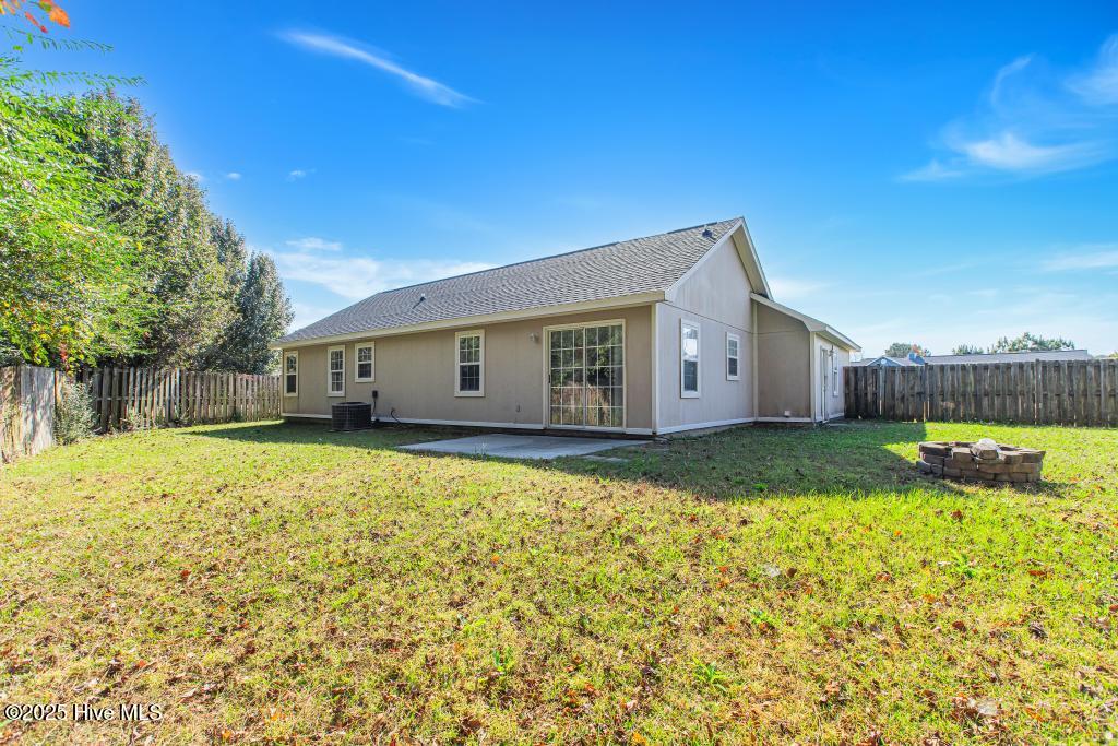 100540803 | Photo 24