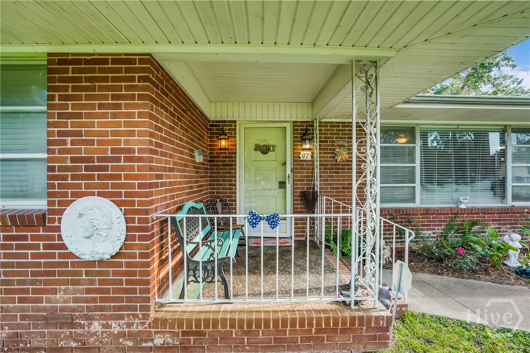 97 Azalea Avenue, Savannah, GA, 31408