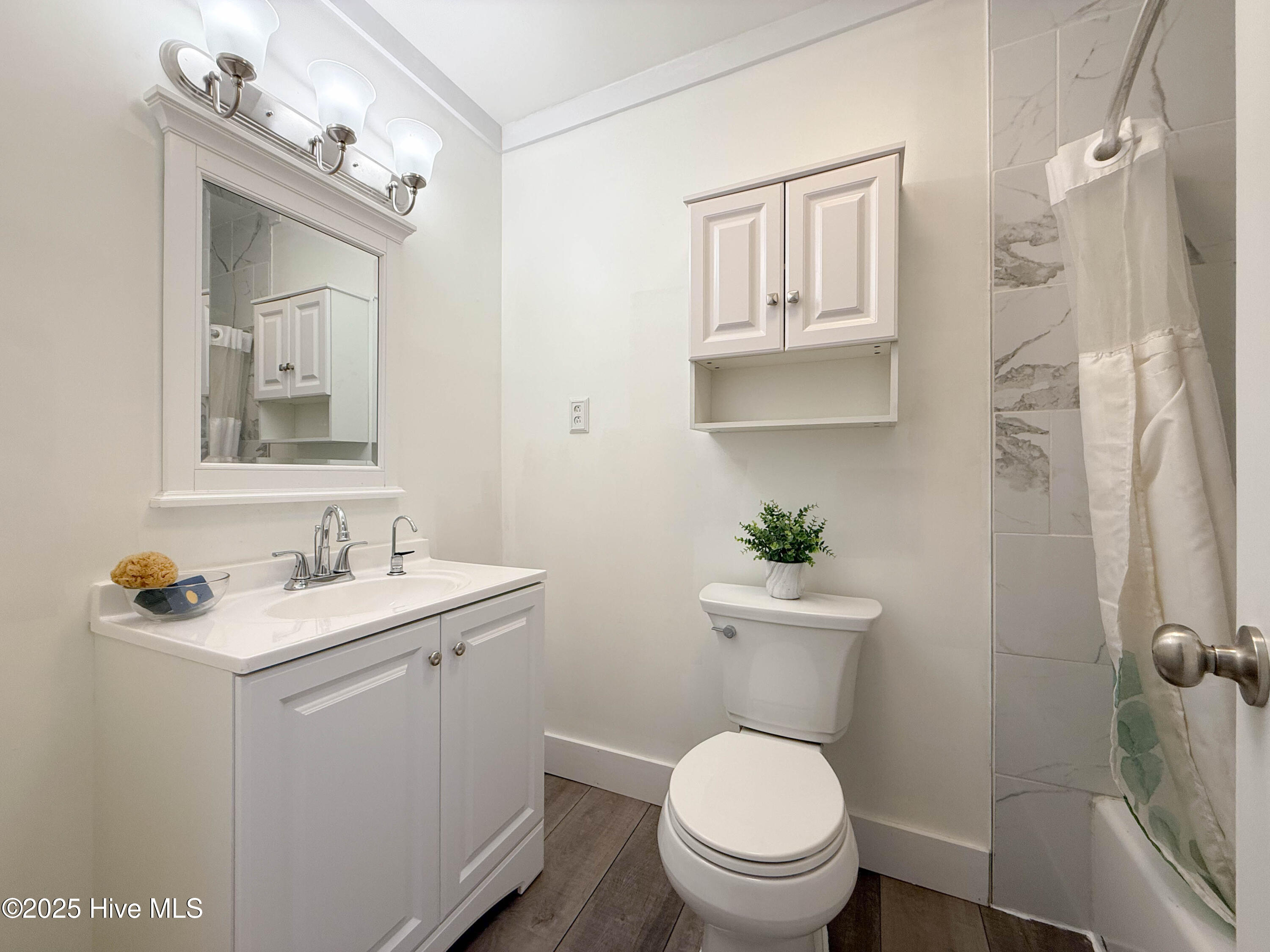 100546287 | Photo 22