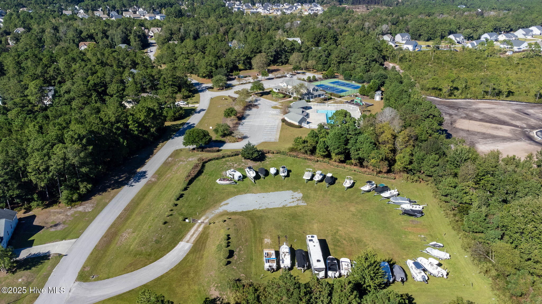 100536642 | Photo 50