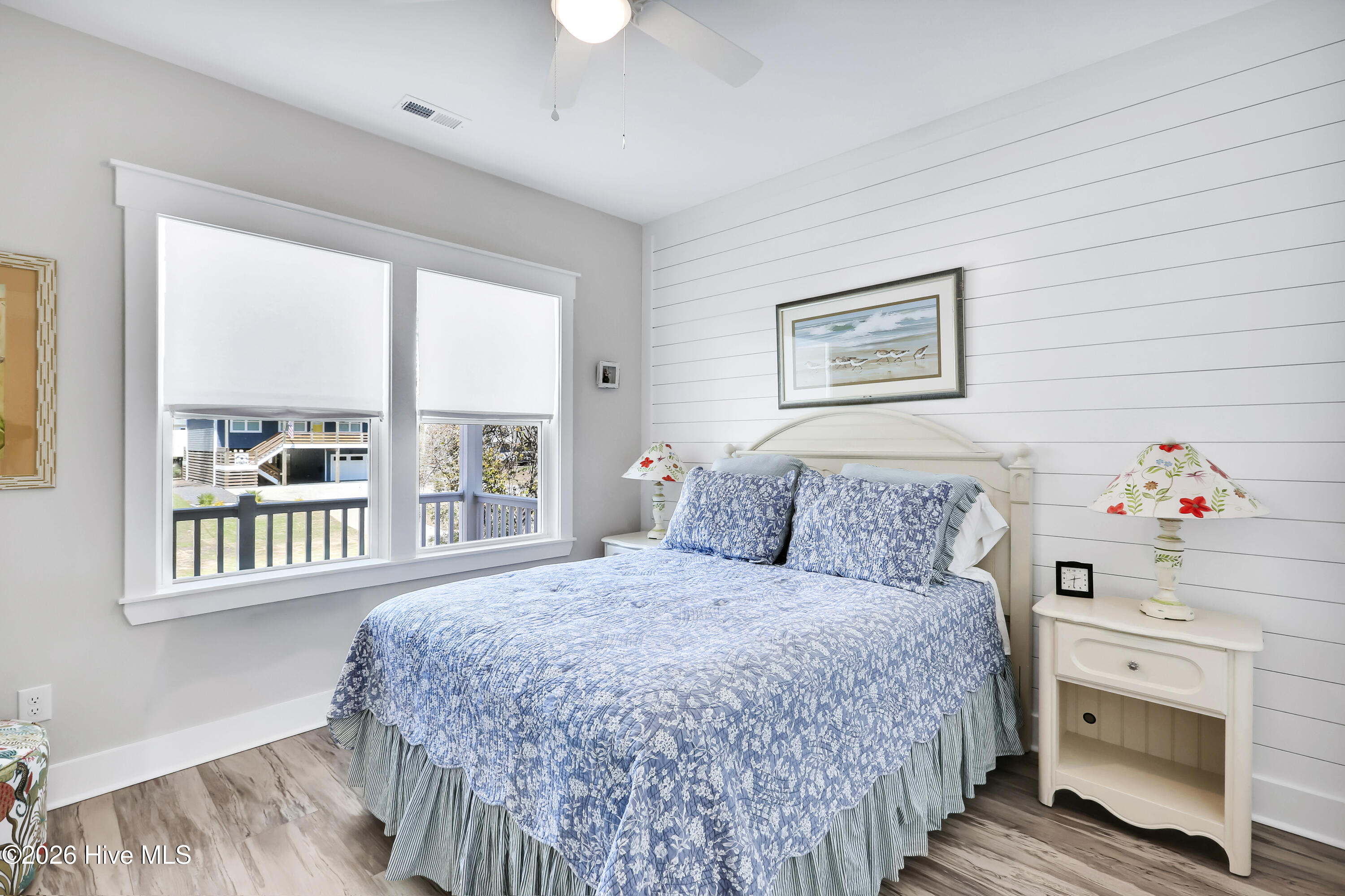 100564163 | Photo 24