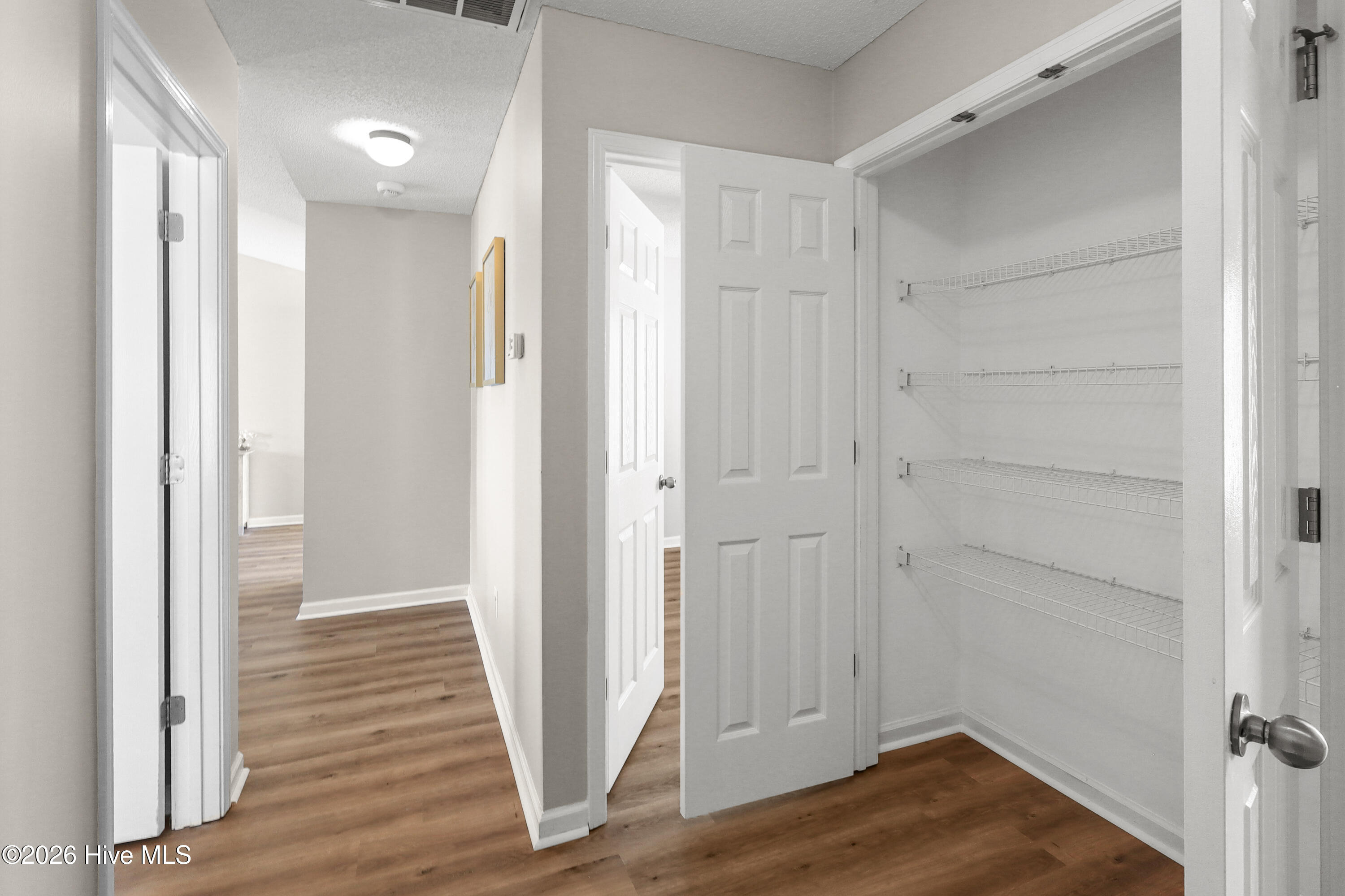 100554505 | Photo 39