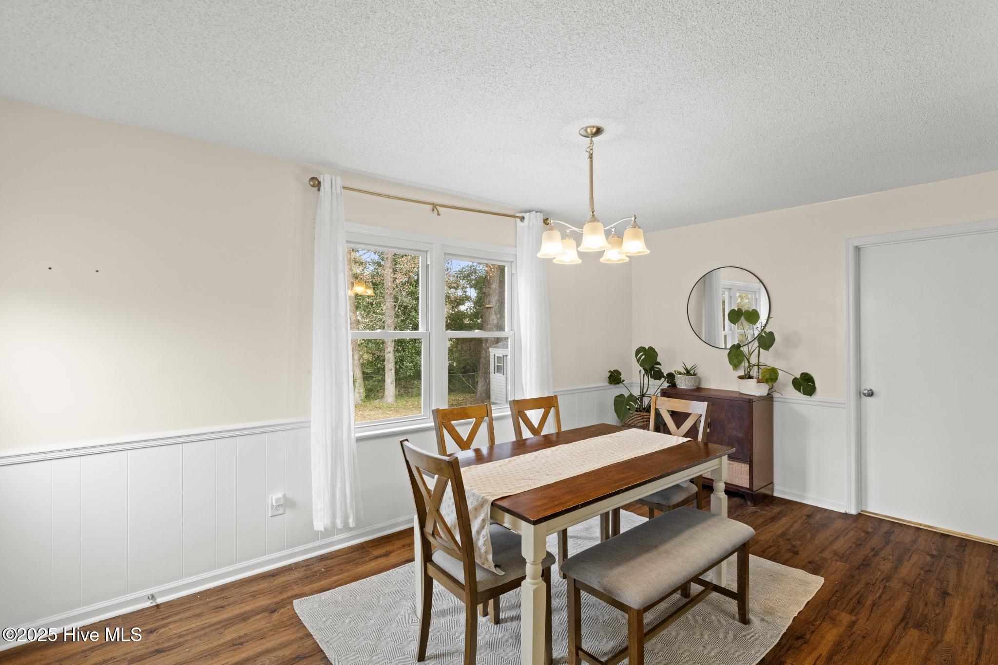 100546254 | Photo 14