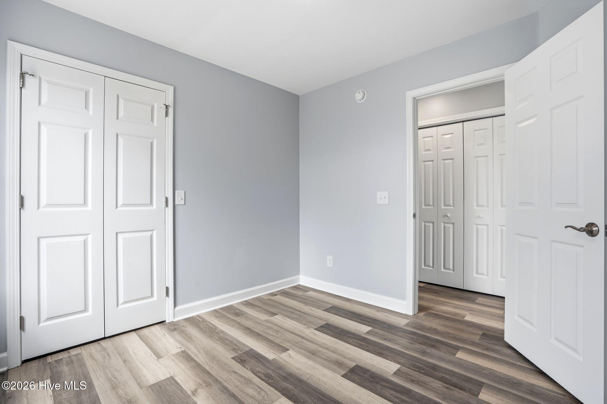 100557093 | Photo 45