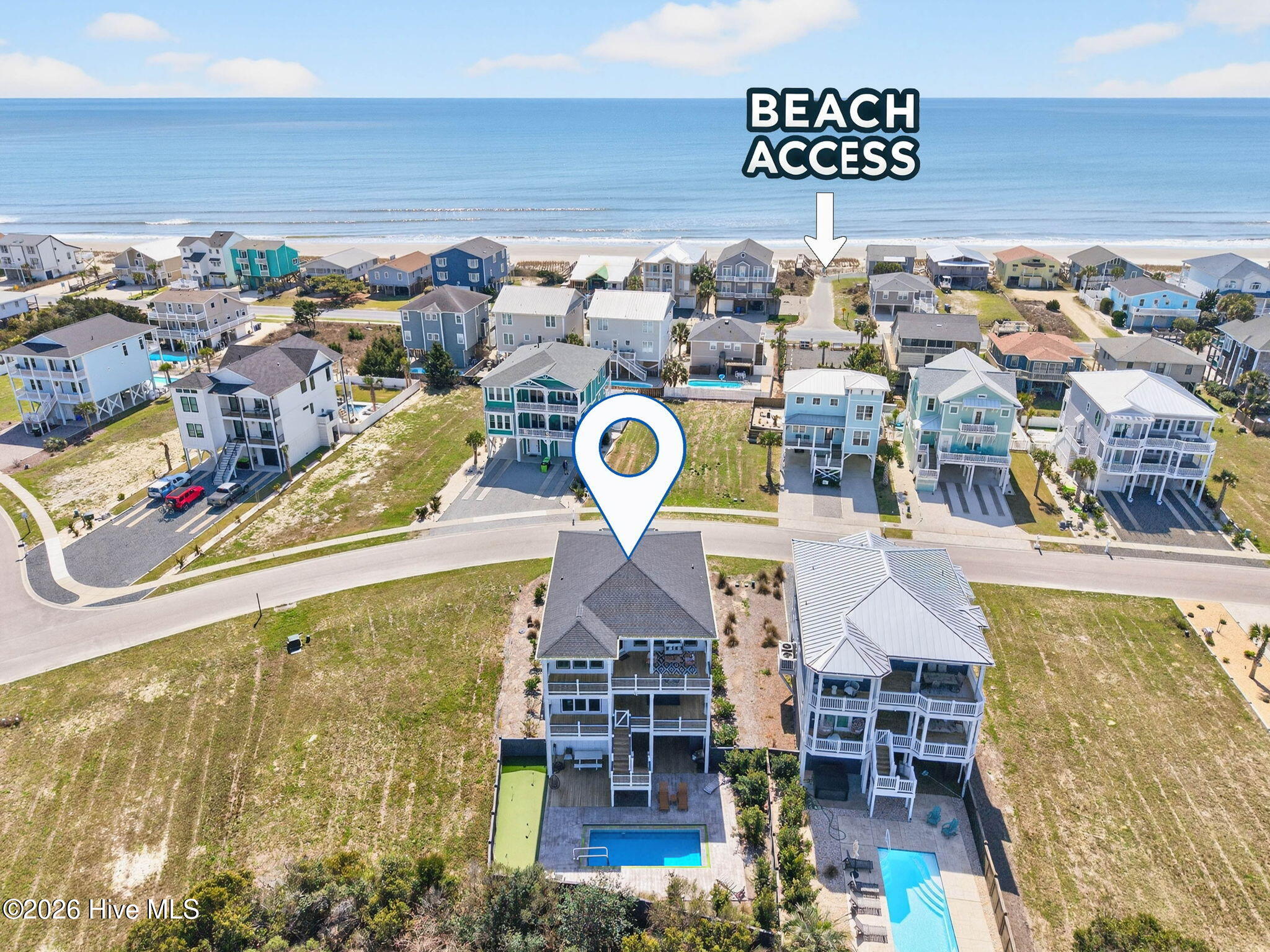 100561676 | Photo 51