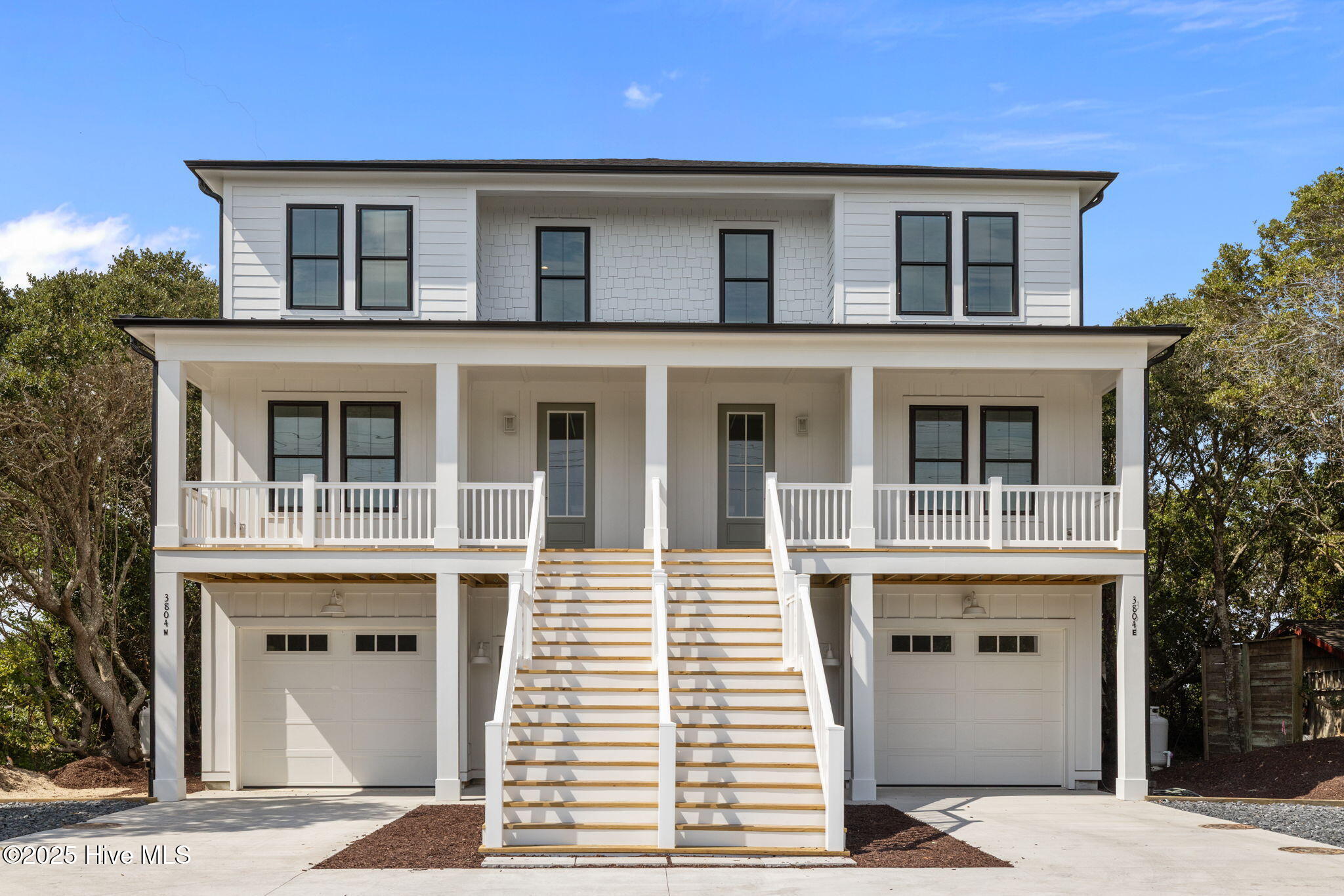 Homes for sale in Emerald Isle, NC | 3804 Emerald Dr E, Emerald Isle, NC 28594 | MLS# 100539965