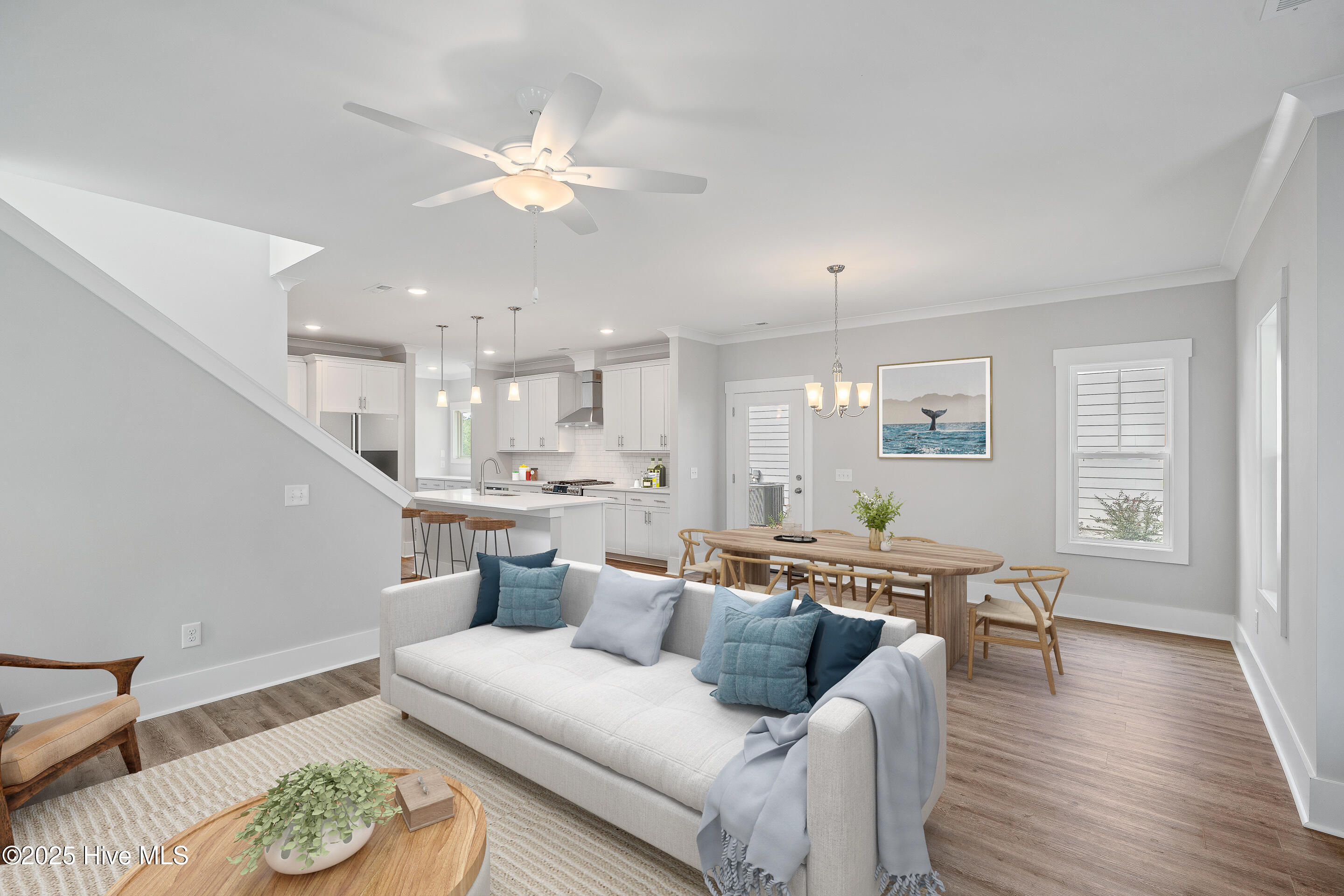 100506457 | Photo 14