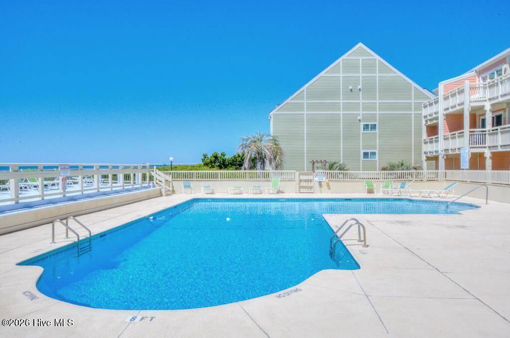 100558357 | Photo 27