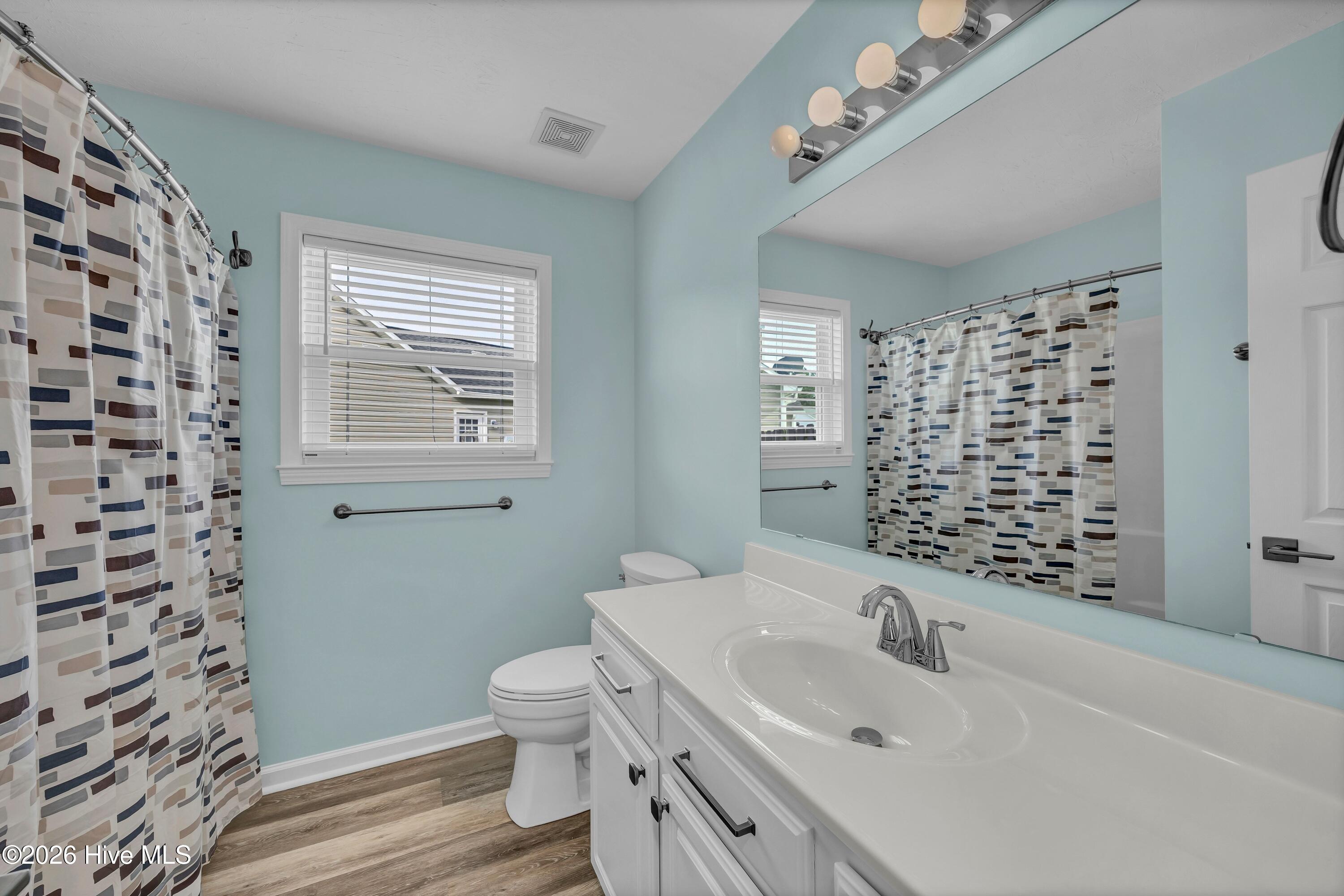 100561417 | Photo 20