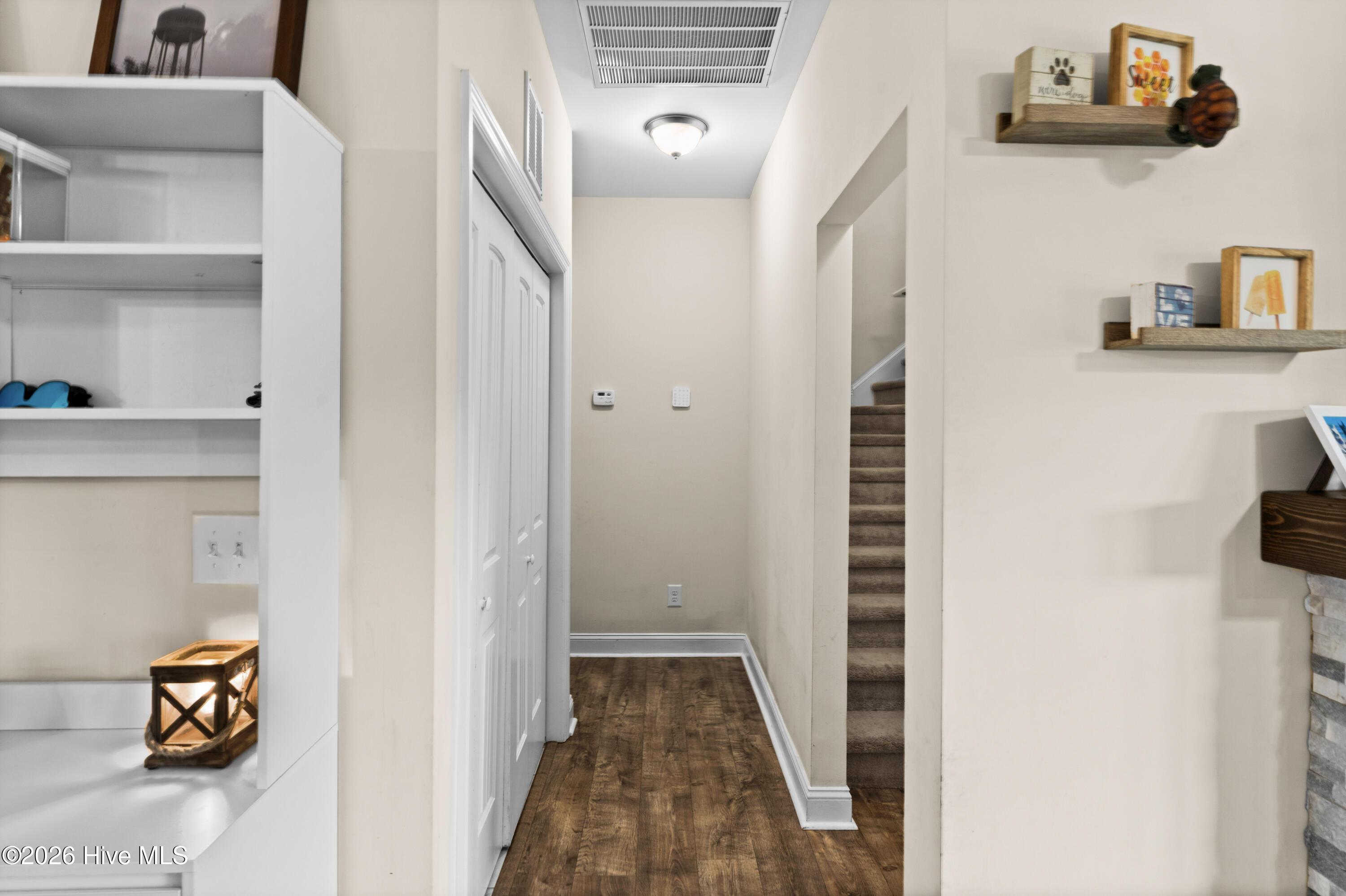 100555595 | Photo 30