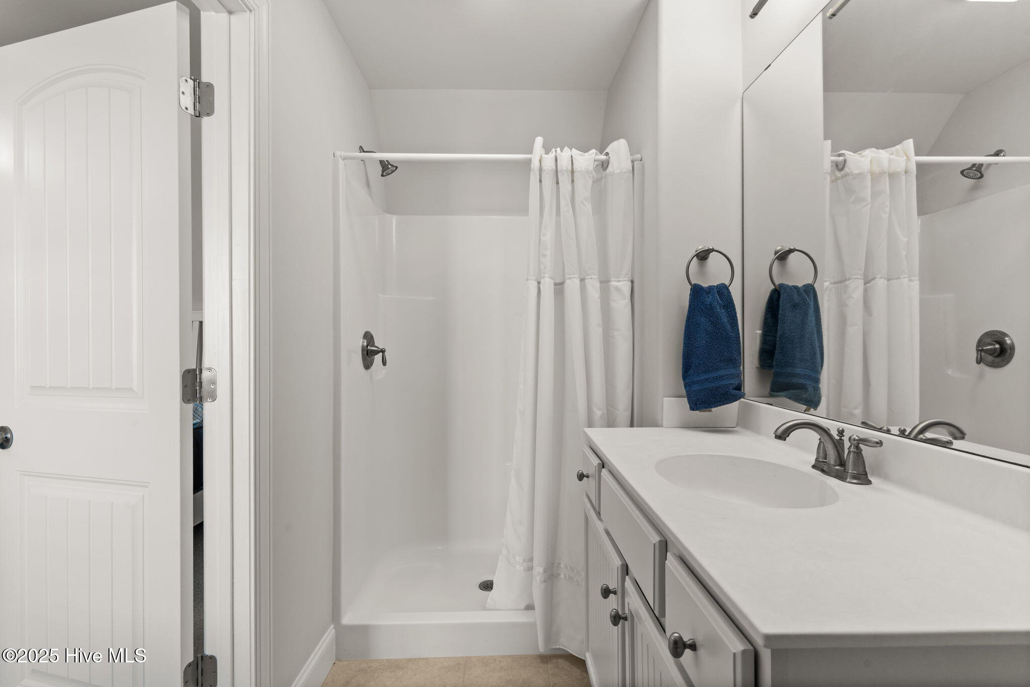 100519304 | Photo 28