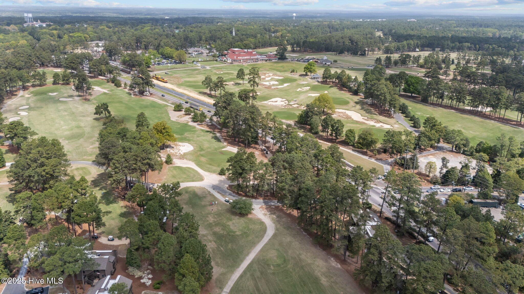 5 Pine Tree Road 211
