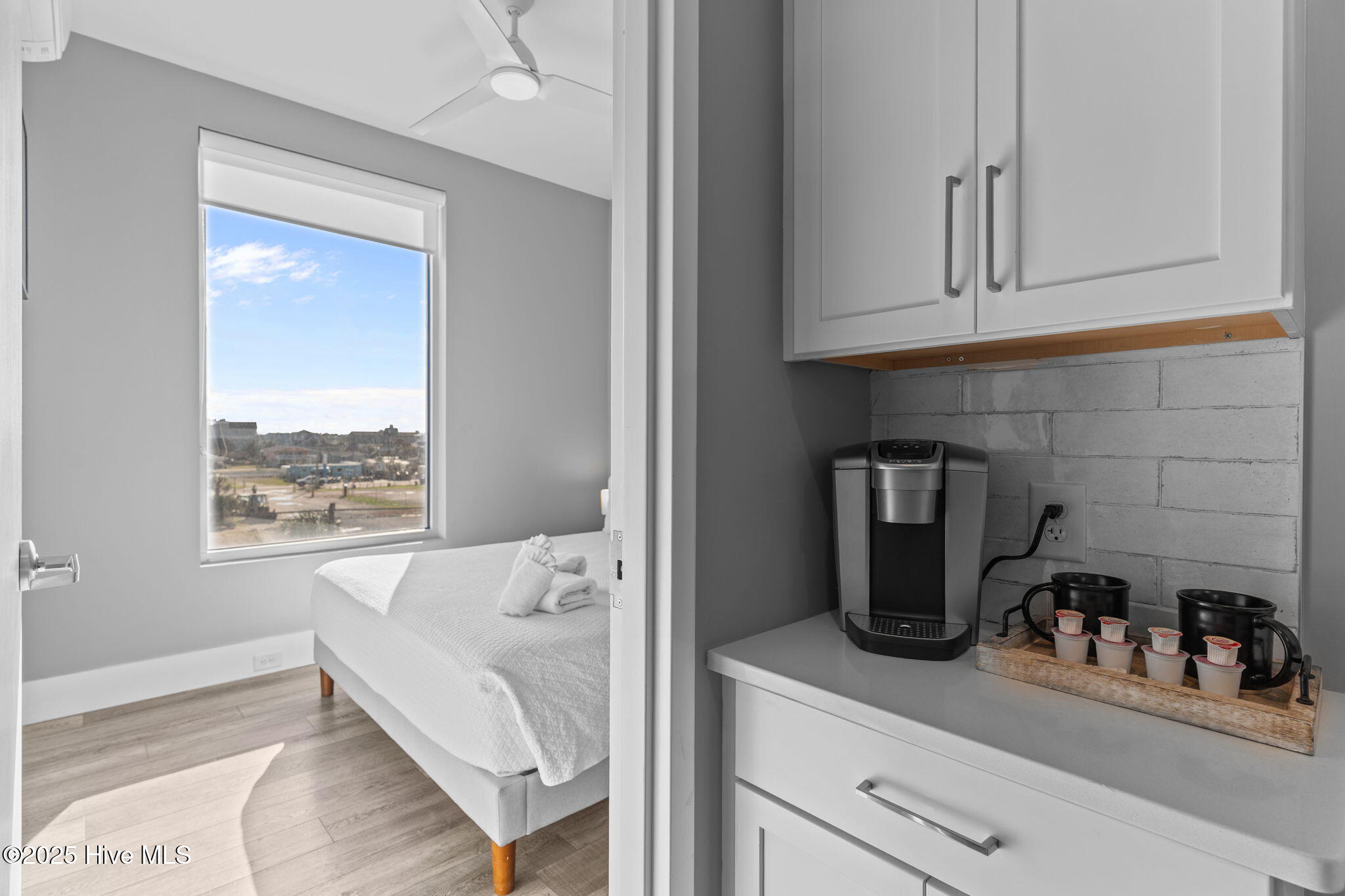 100541831 | Photo 25