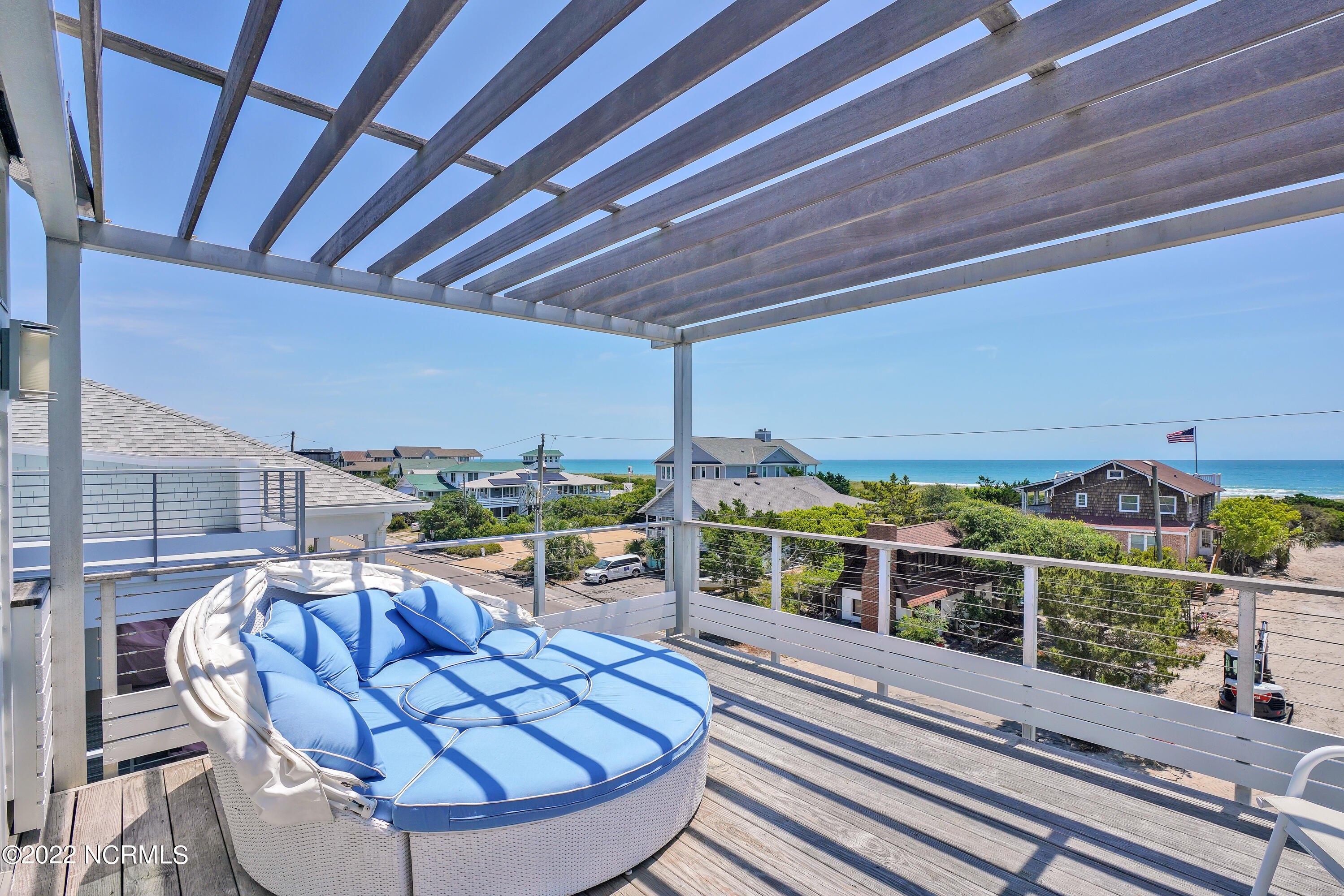 100462193 | Photo 44