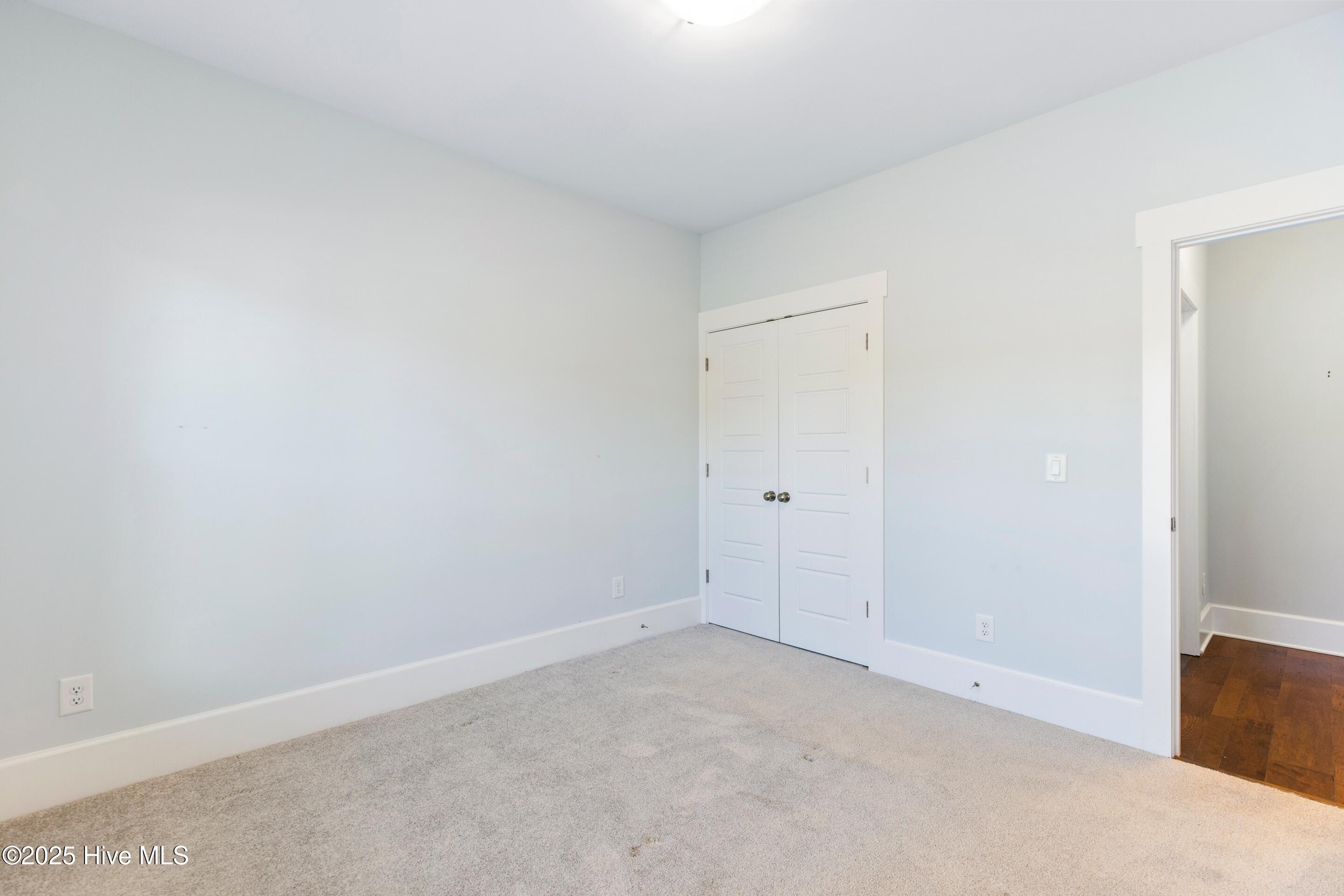 100531261 | Photo 48