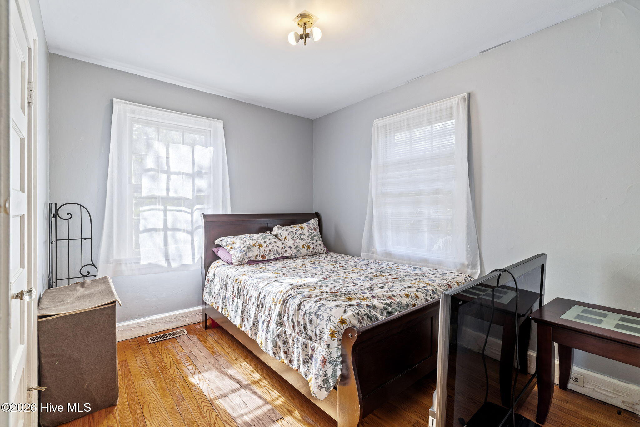 100555429 | Photo 20