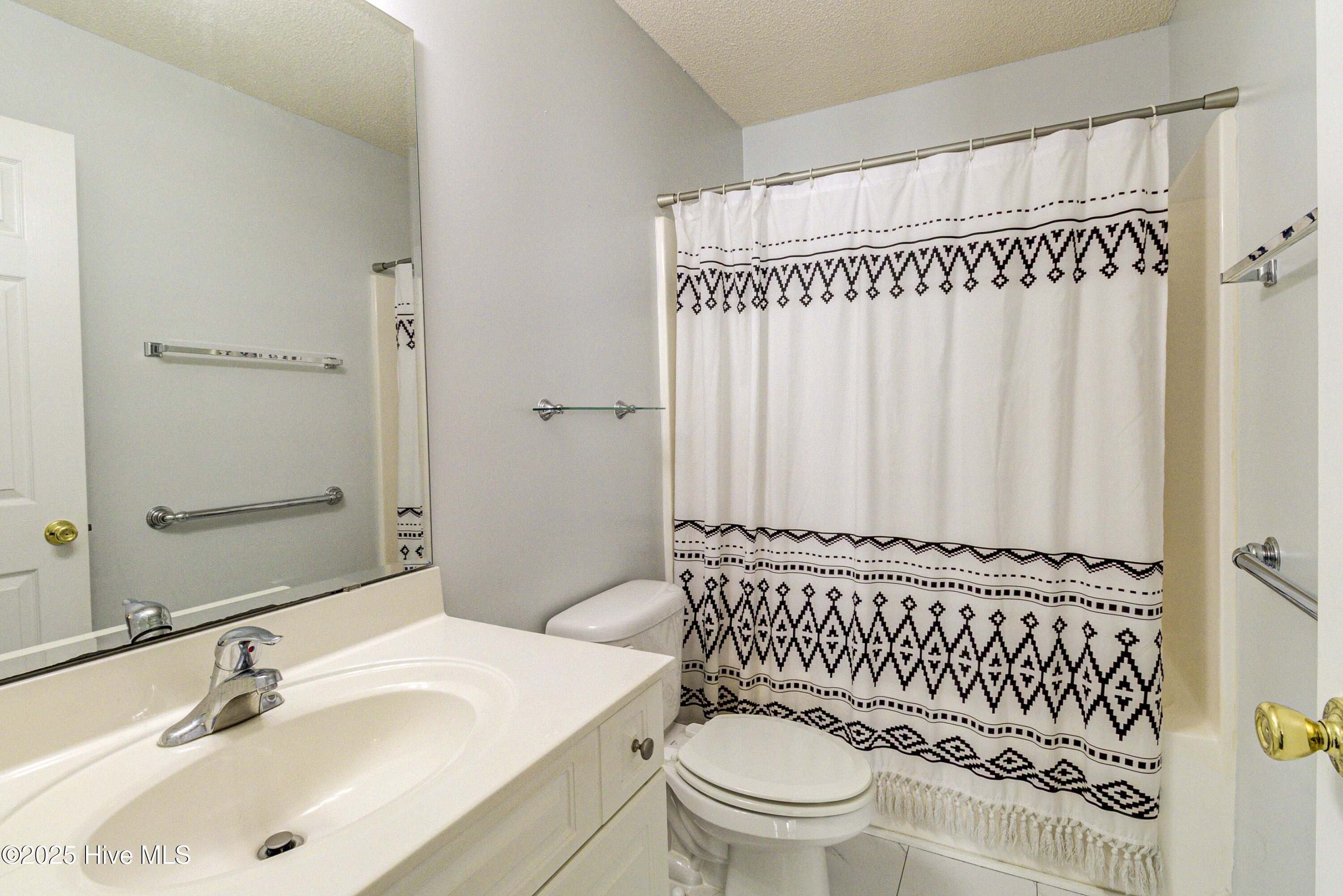 100554804 | Photo 24