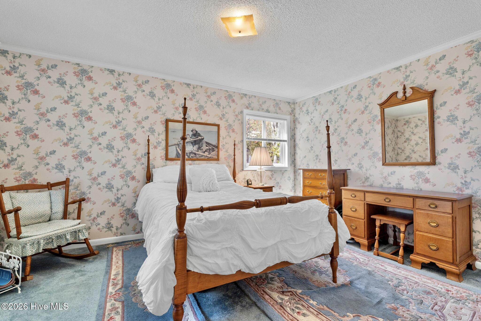 100561830 | Photo 19