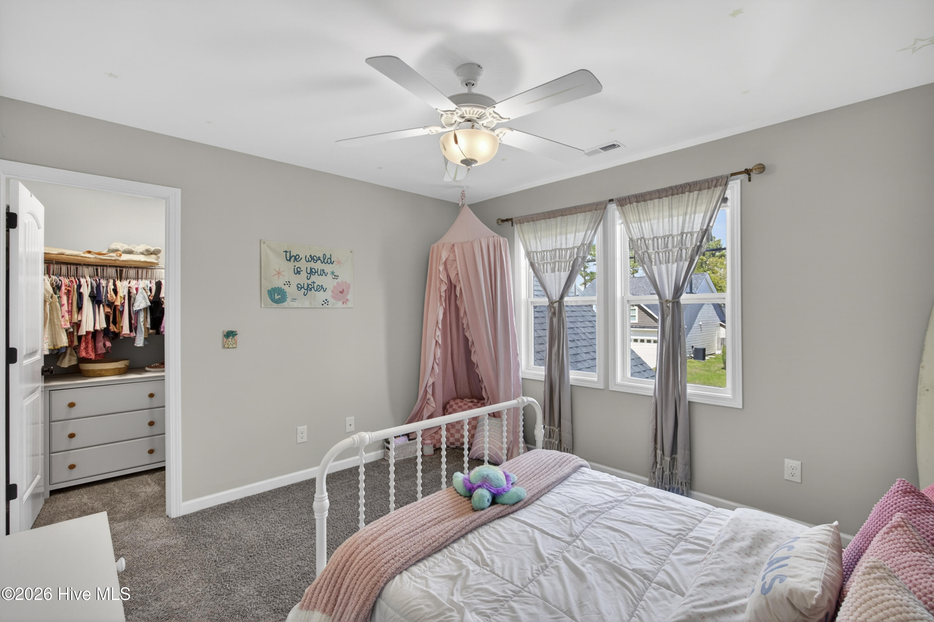 100567368 | Photo 45