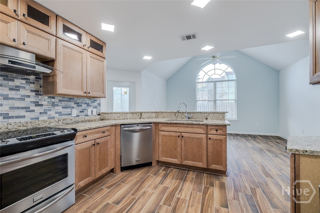 108 Village Lake Drive, Pooler, GA 31322 Listing Photo  15
