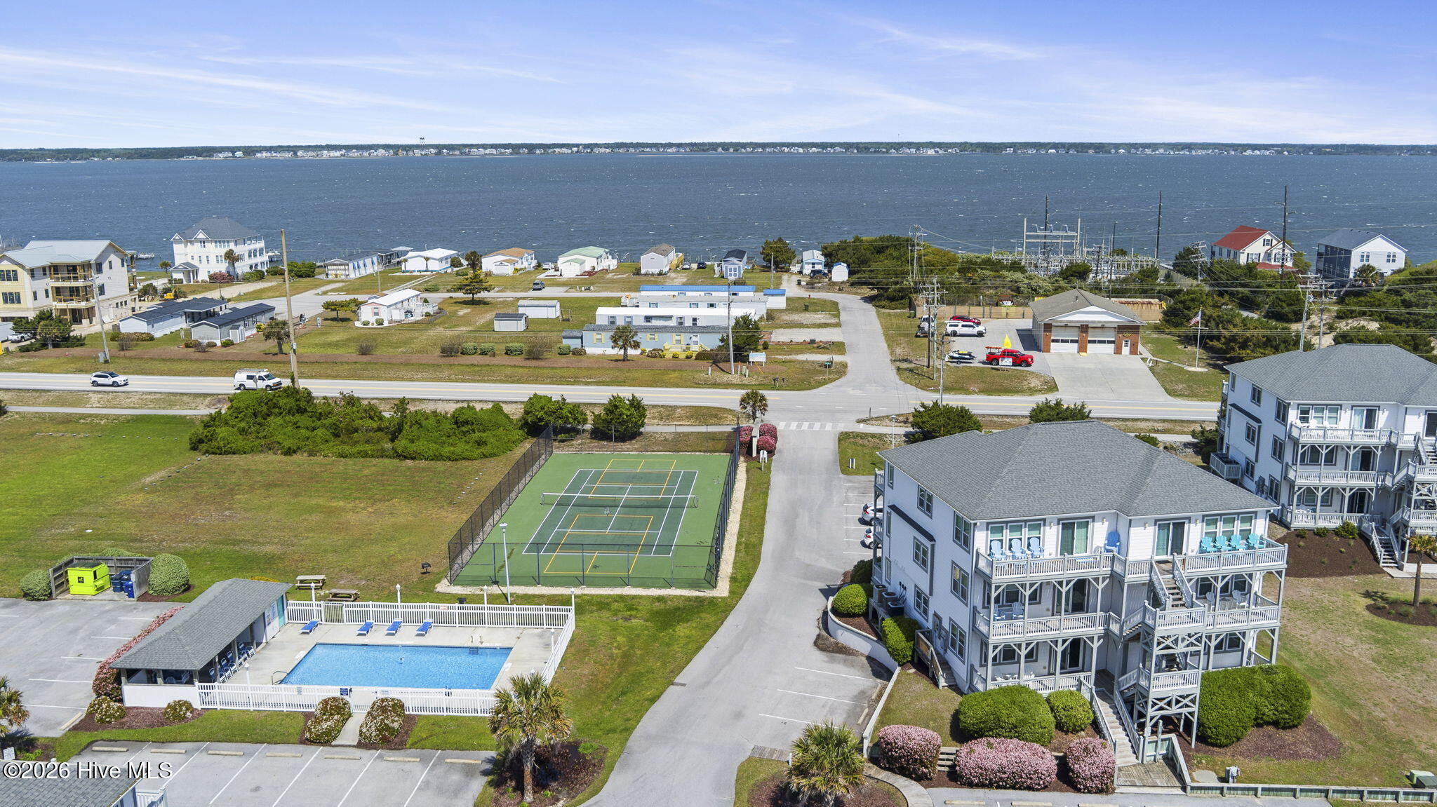 100566433 | Photo 56