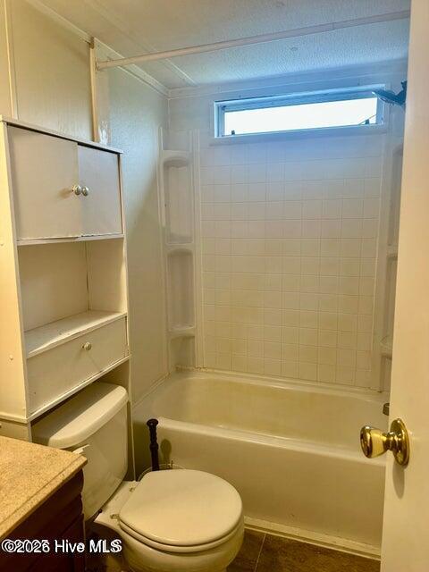 100549281 | Photo 19